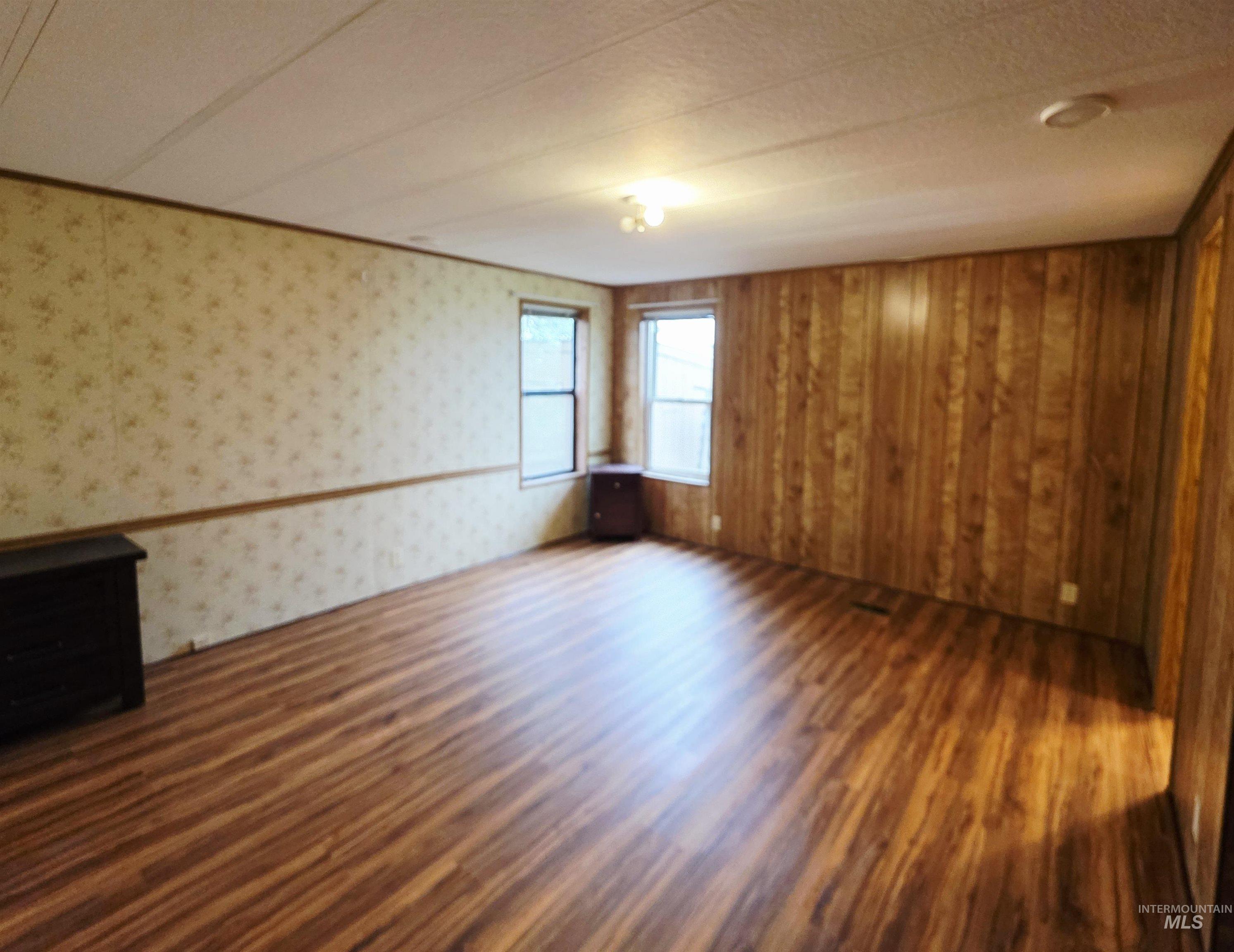 2015 6th Ave Property Photo 19