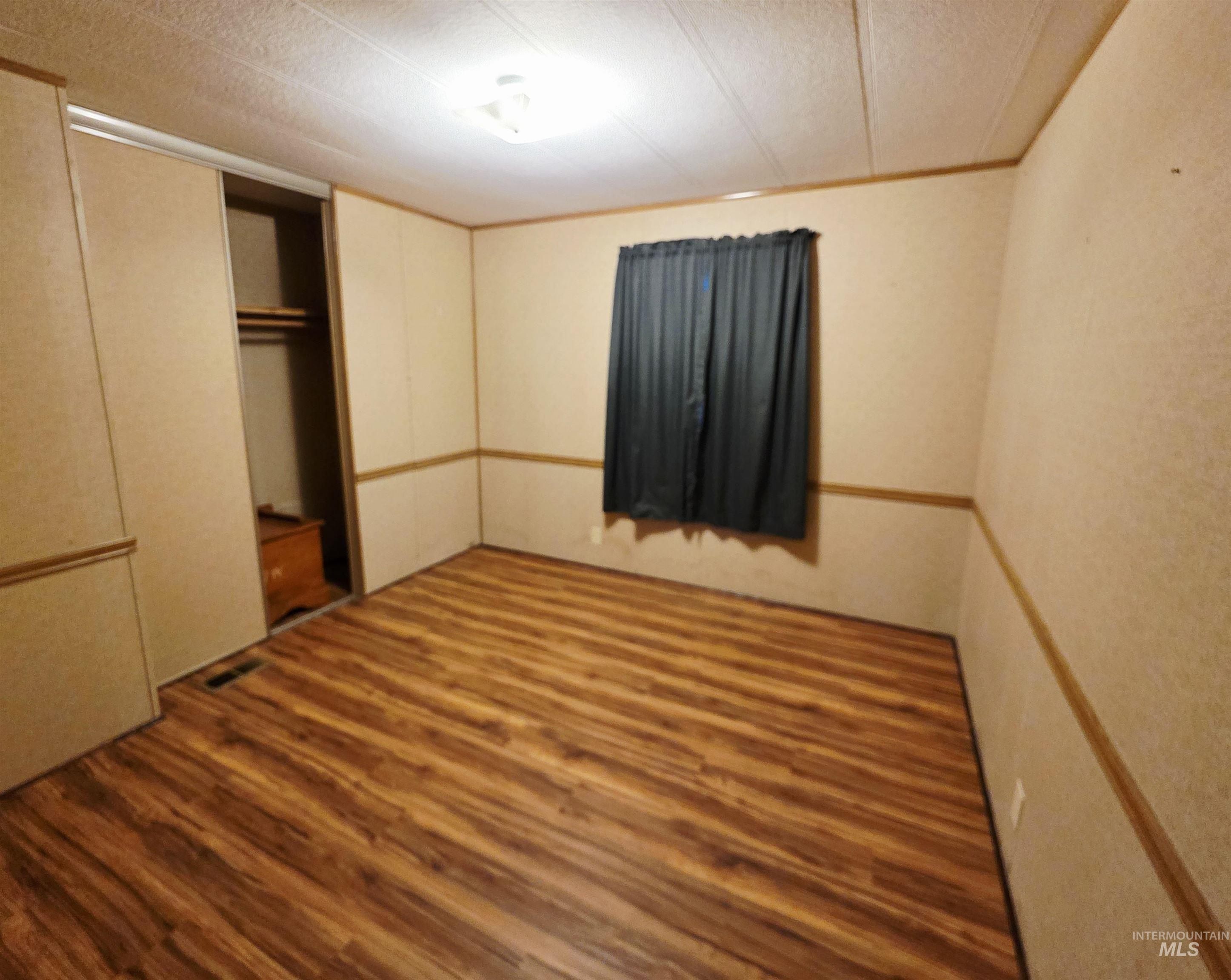 2015 6th Ave Property Photo 23