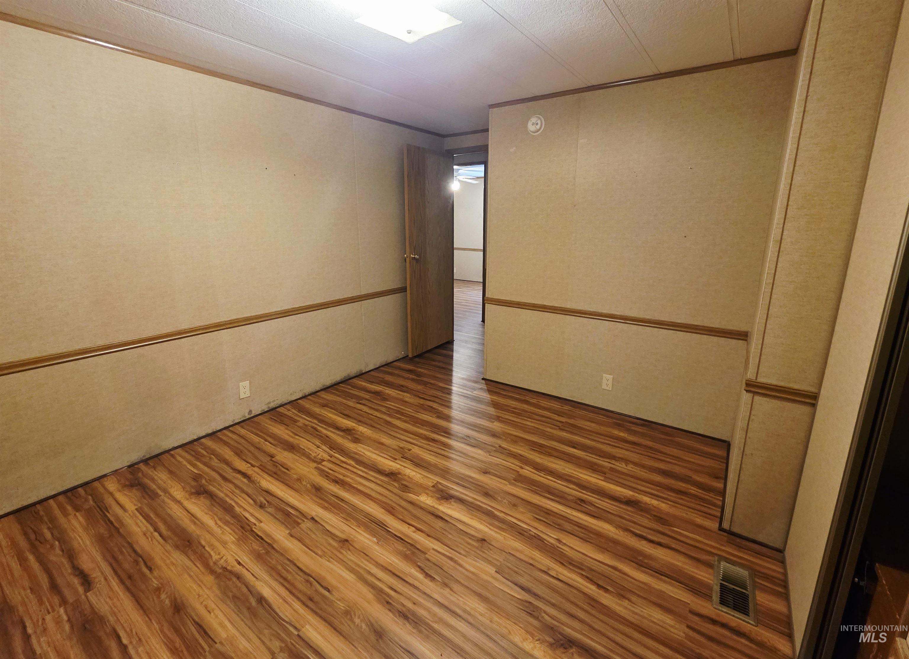2015 6th Ave Property Photo 24