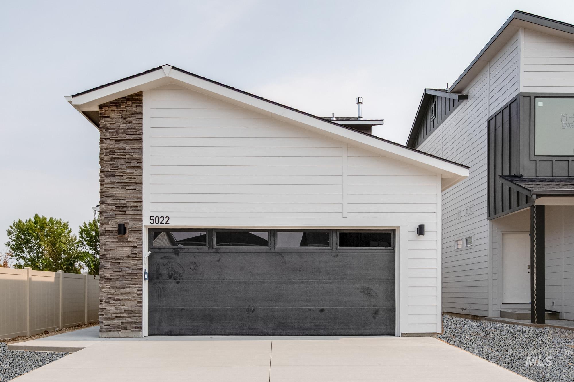 5022 S Amorita Ave Property Photo 1