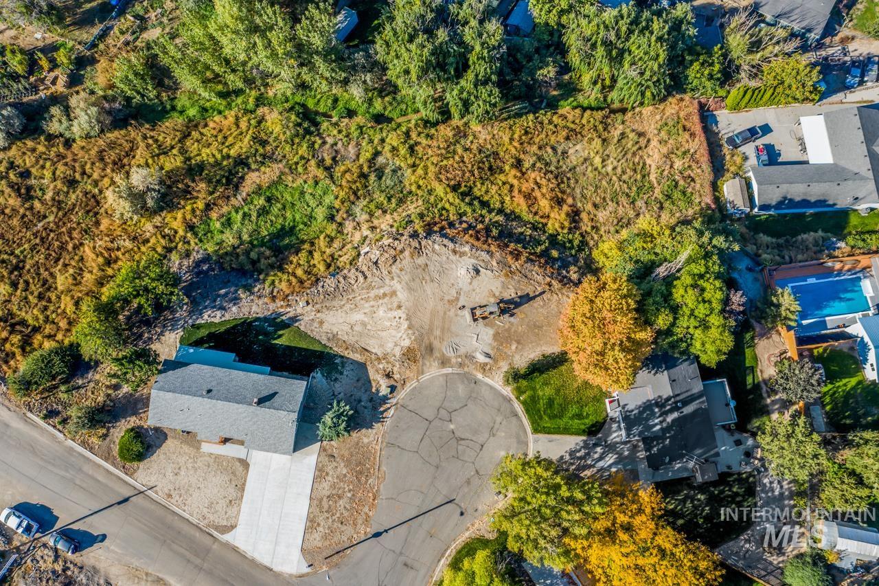 905 N Verina Circle Property Photo 3