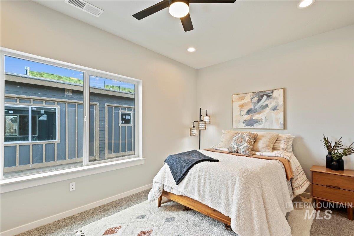 518 N Lucy Lane Property Photo 12