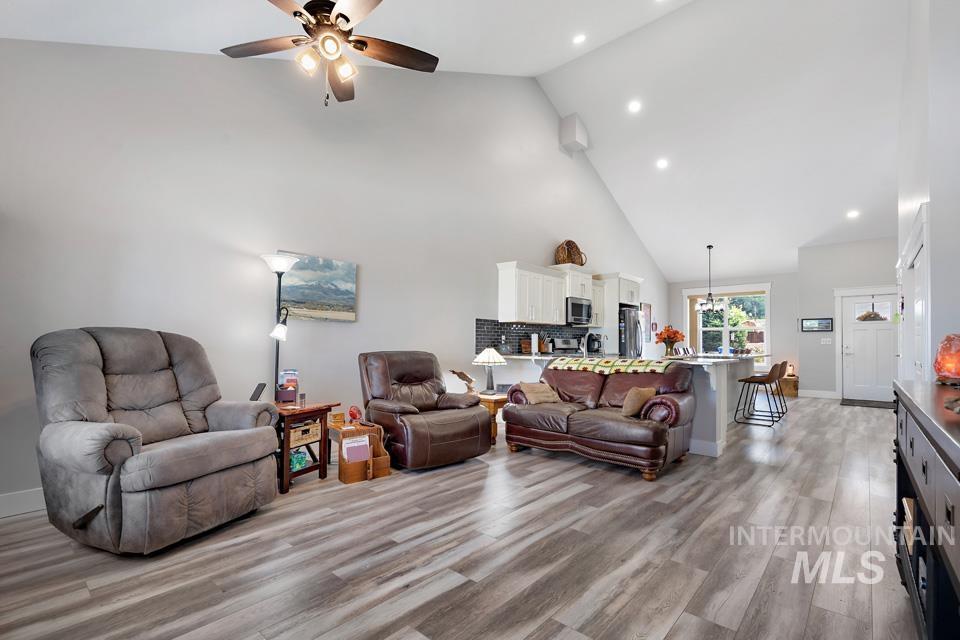 612 Deer Meadows Ln Property Photo 13