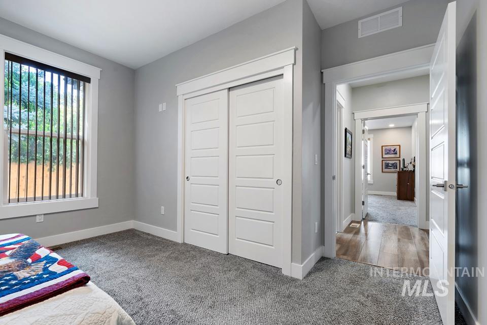 612 Deer Meadows Ln Property Photo 18