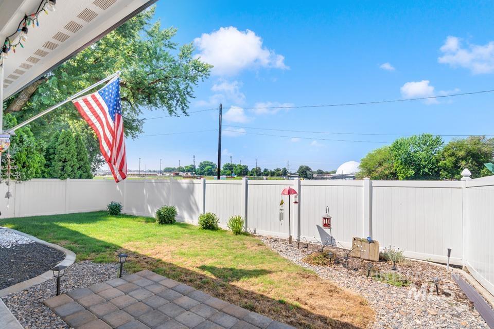 612 Deer Meadows Ln Property Photo 30