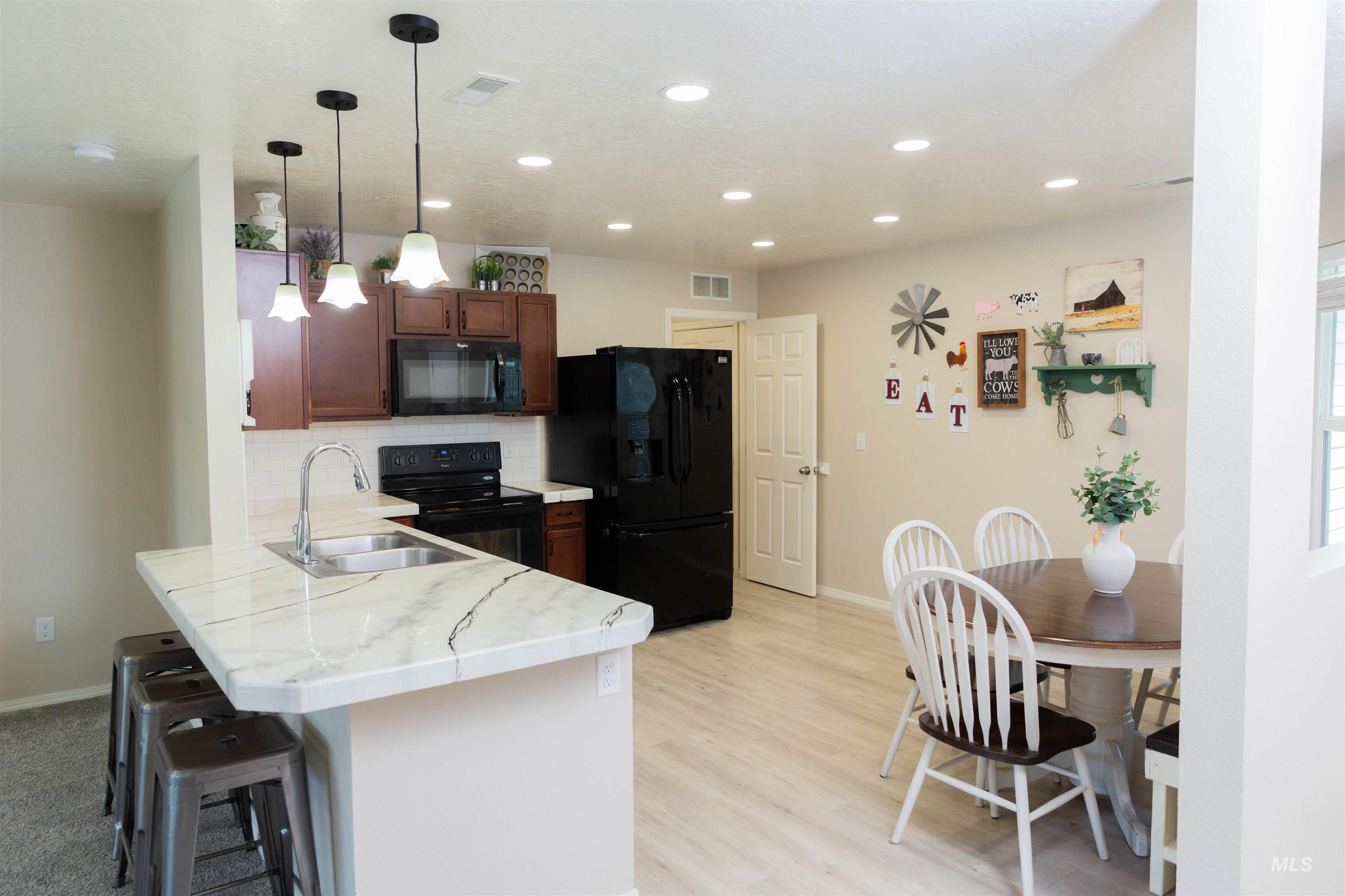 16919 Abram Ave Property Photo 13