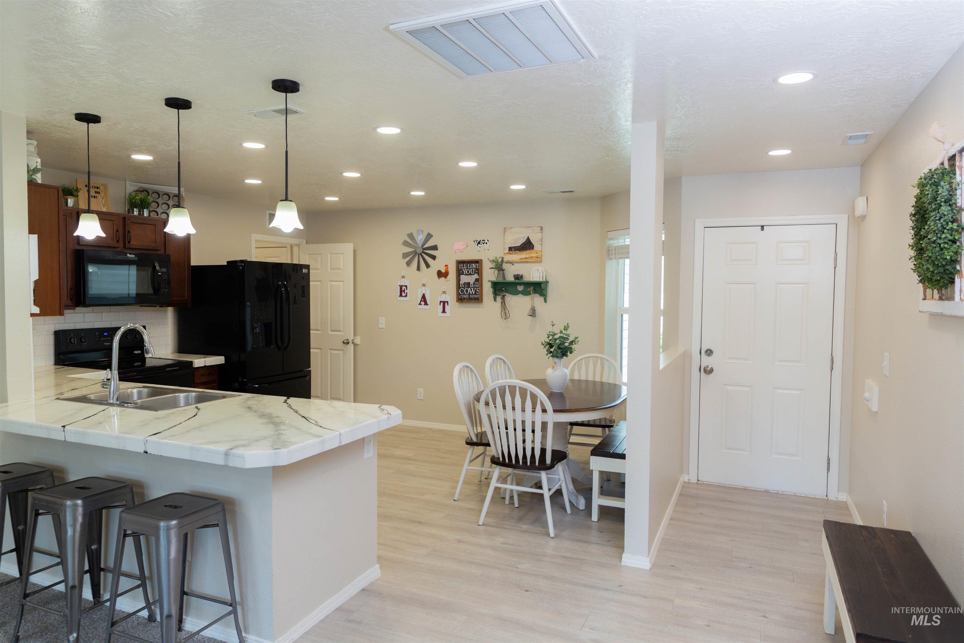 16919 Abram Ave Property Photo 14