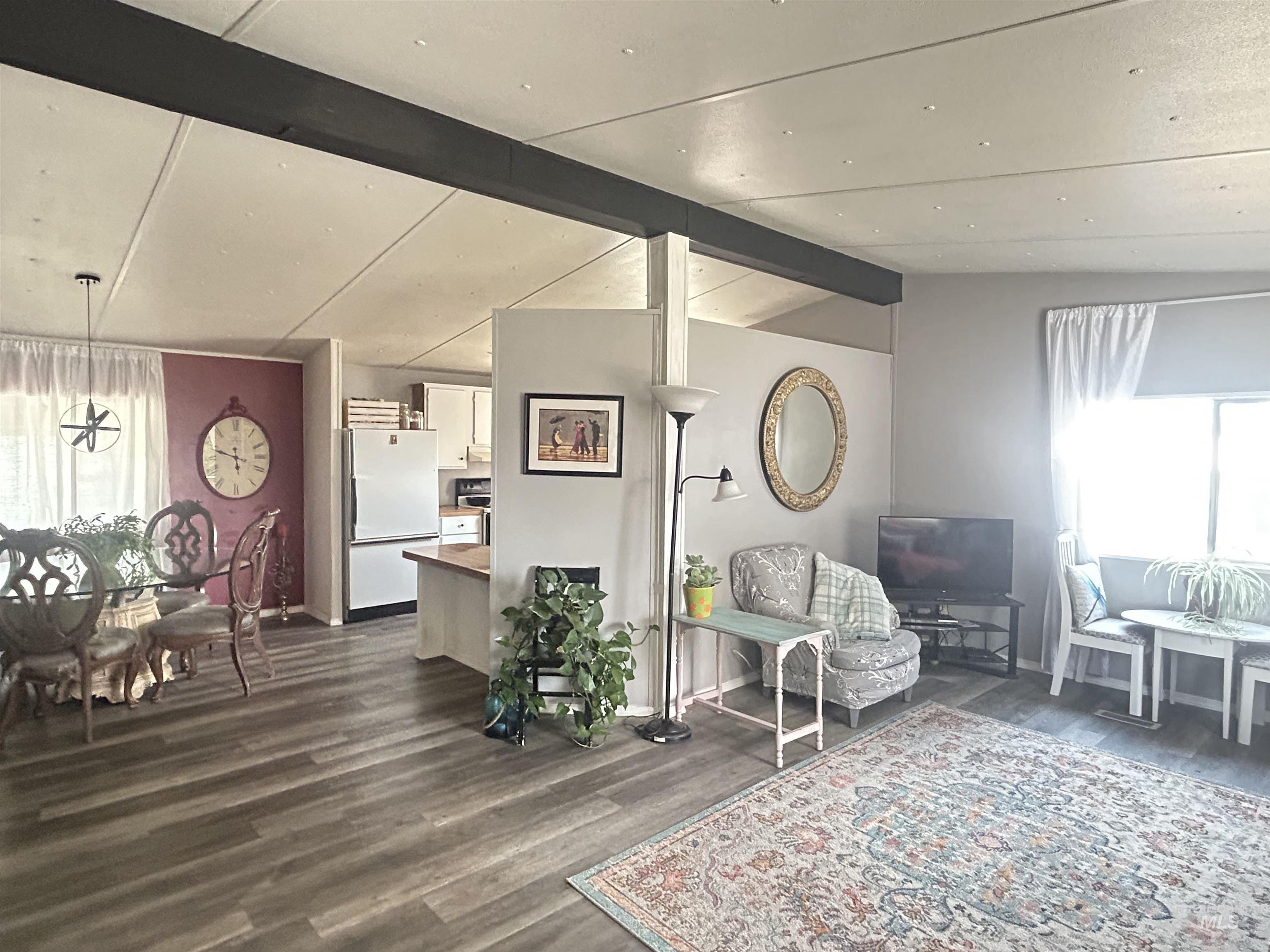 211 Cedar St. Property Photo 1