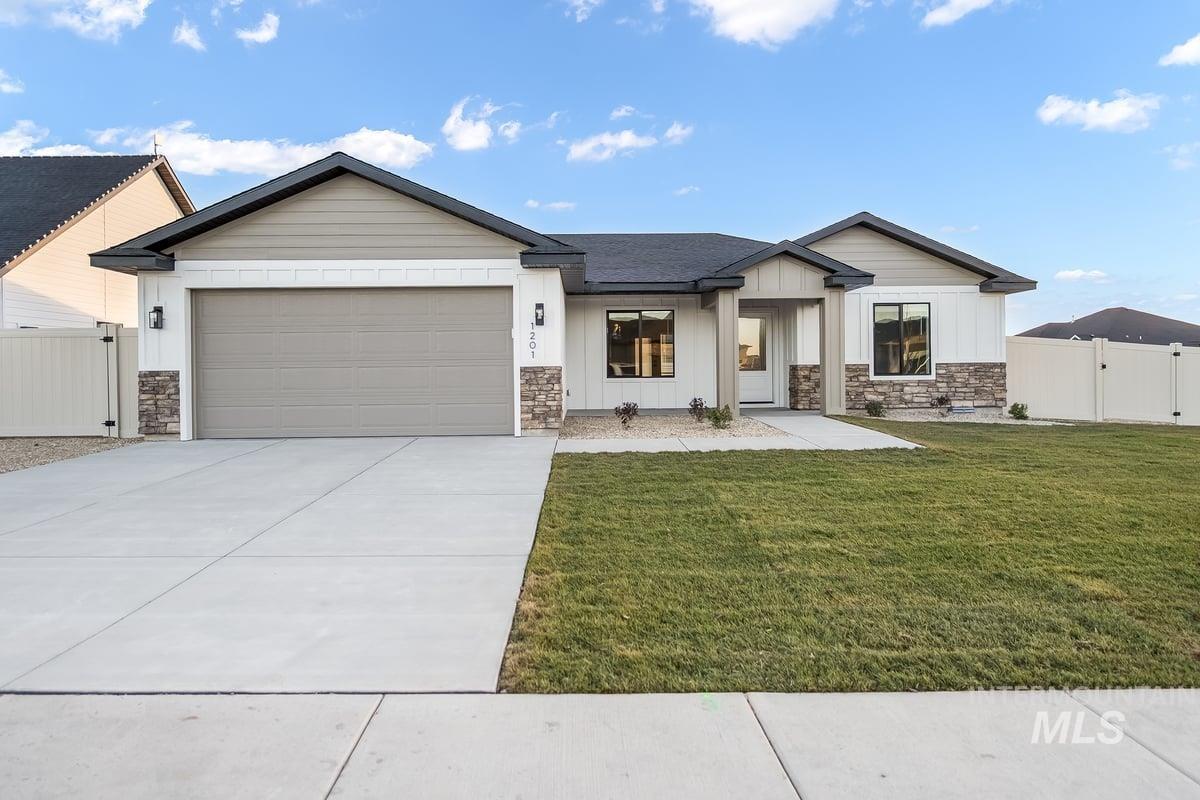1201 Gem Drive Property Photo 1