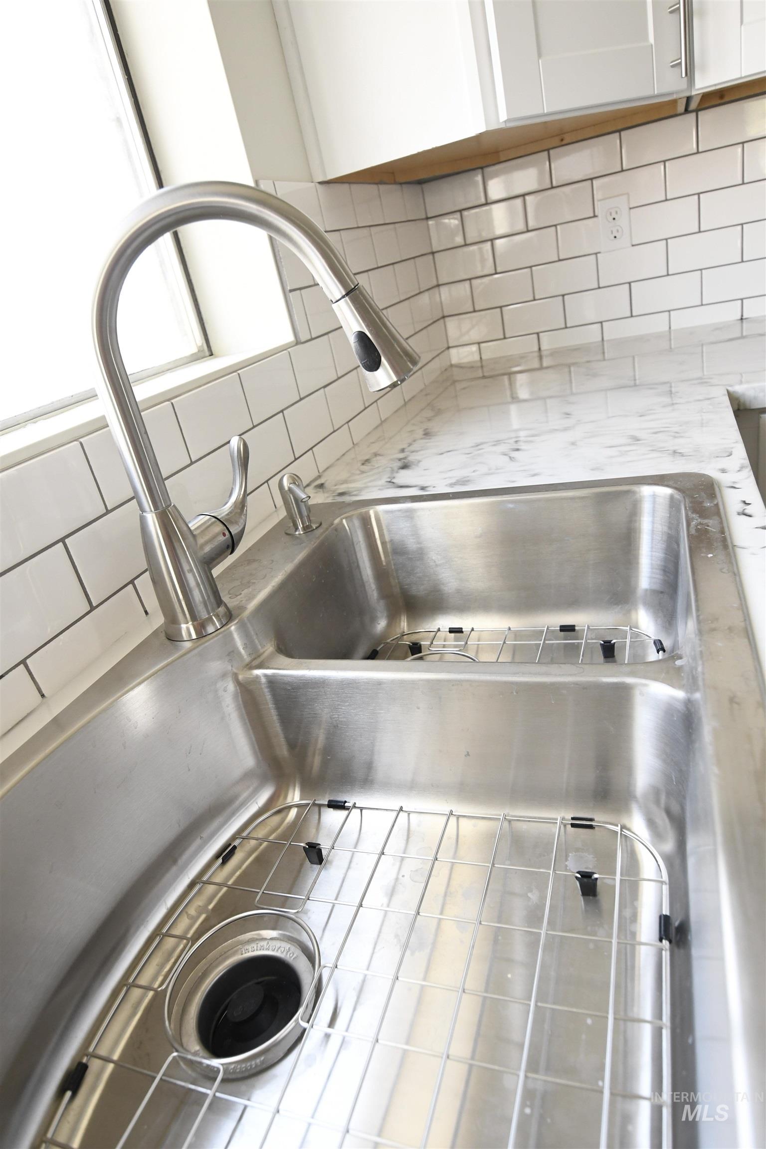 238 W Main Street Property Photo 7