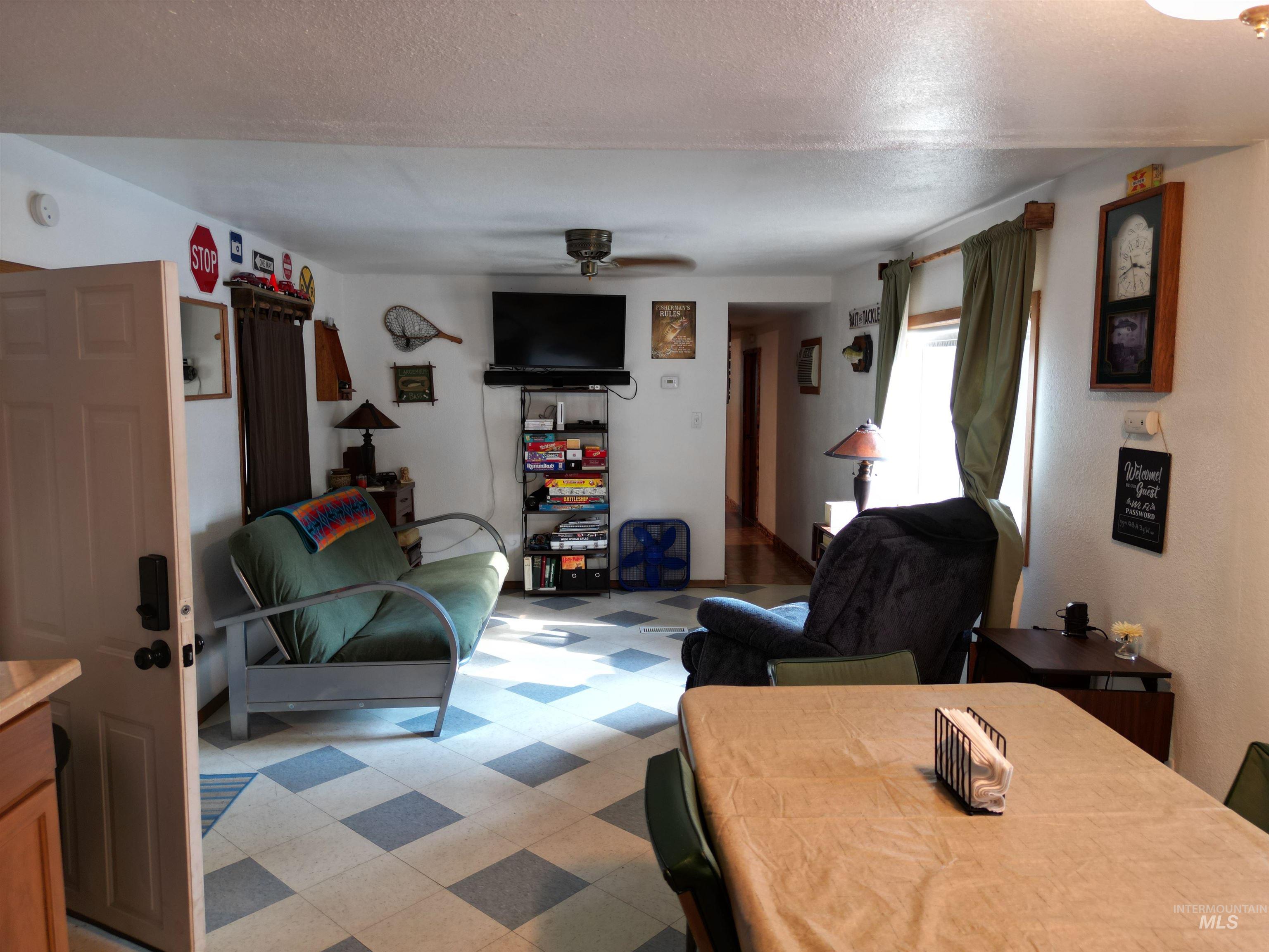 8395 Hwy 21 Property Photo 12