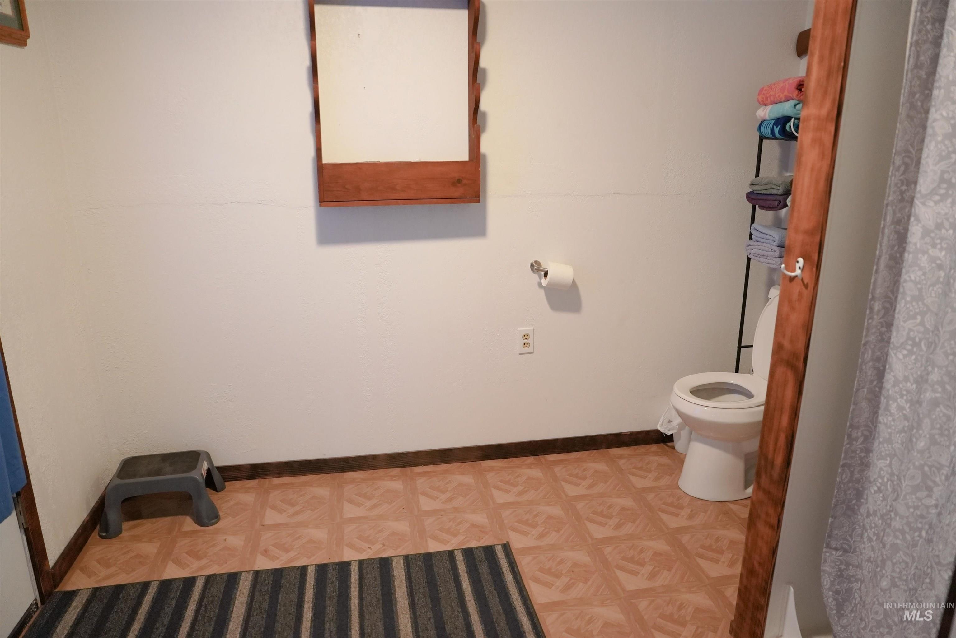 8395 Hwy 21 Property Photo 17