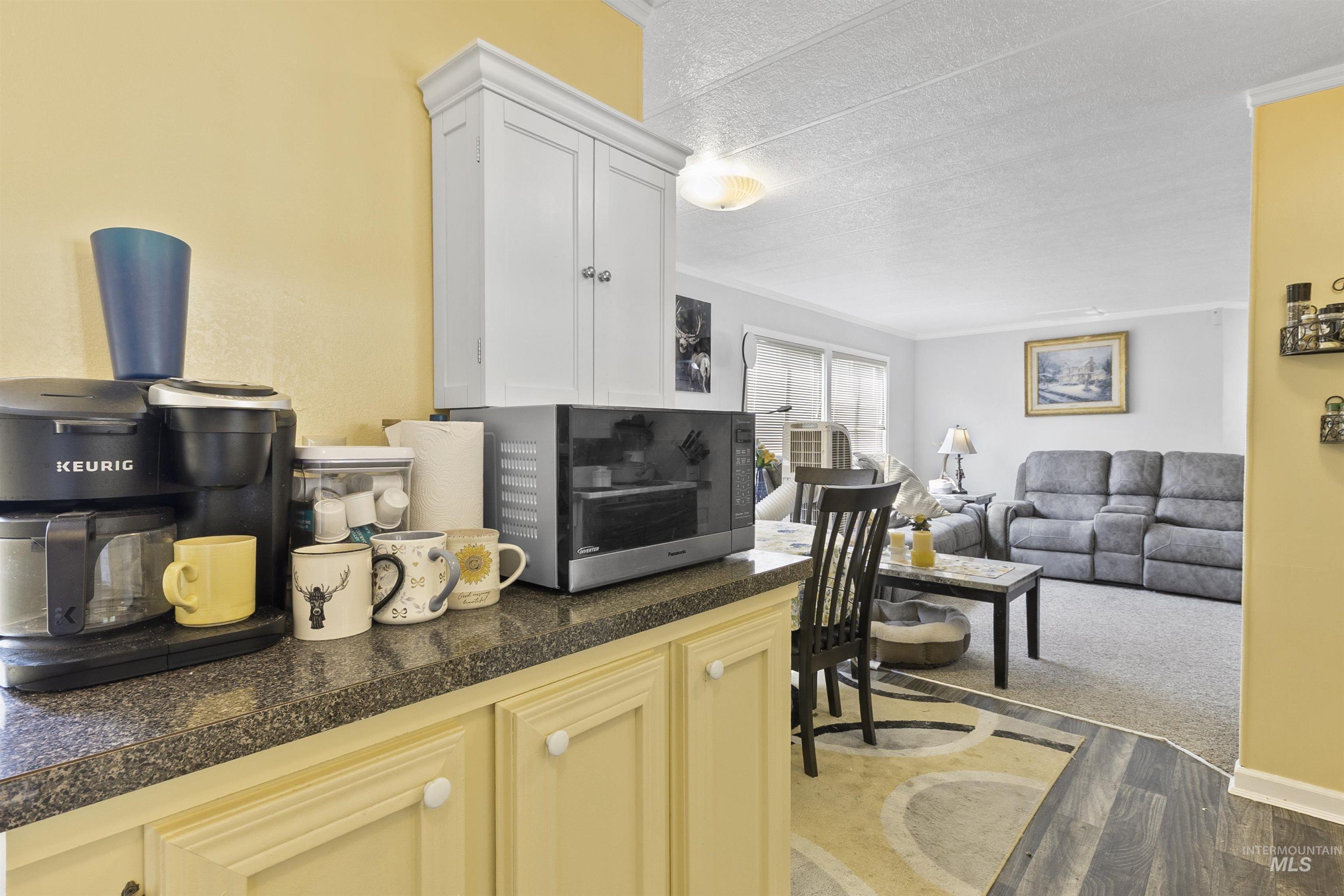 411 N Almon Property Photo 11