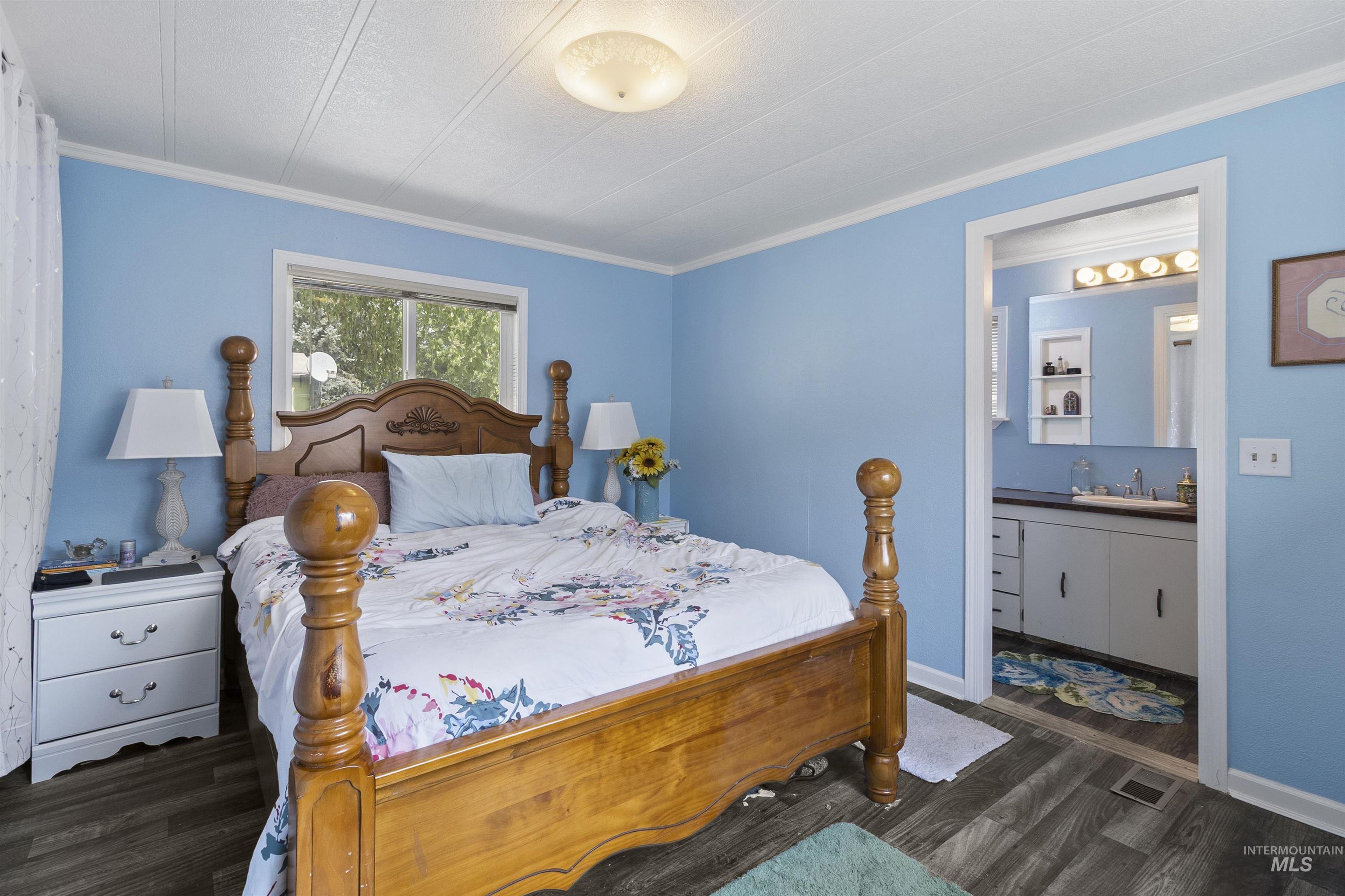 411 N Almon Property Photo 14
