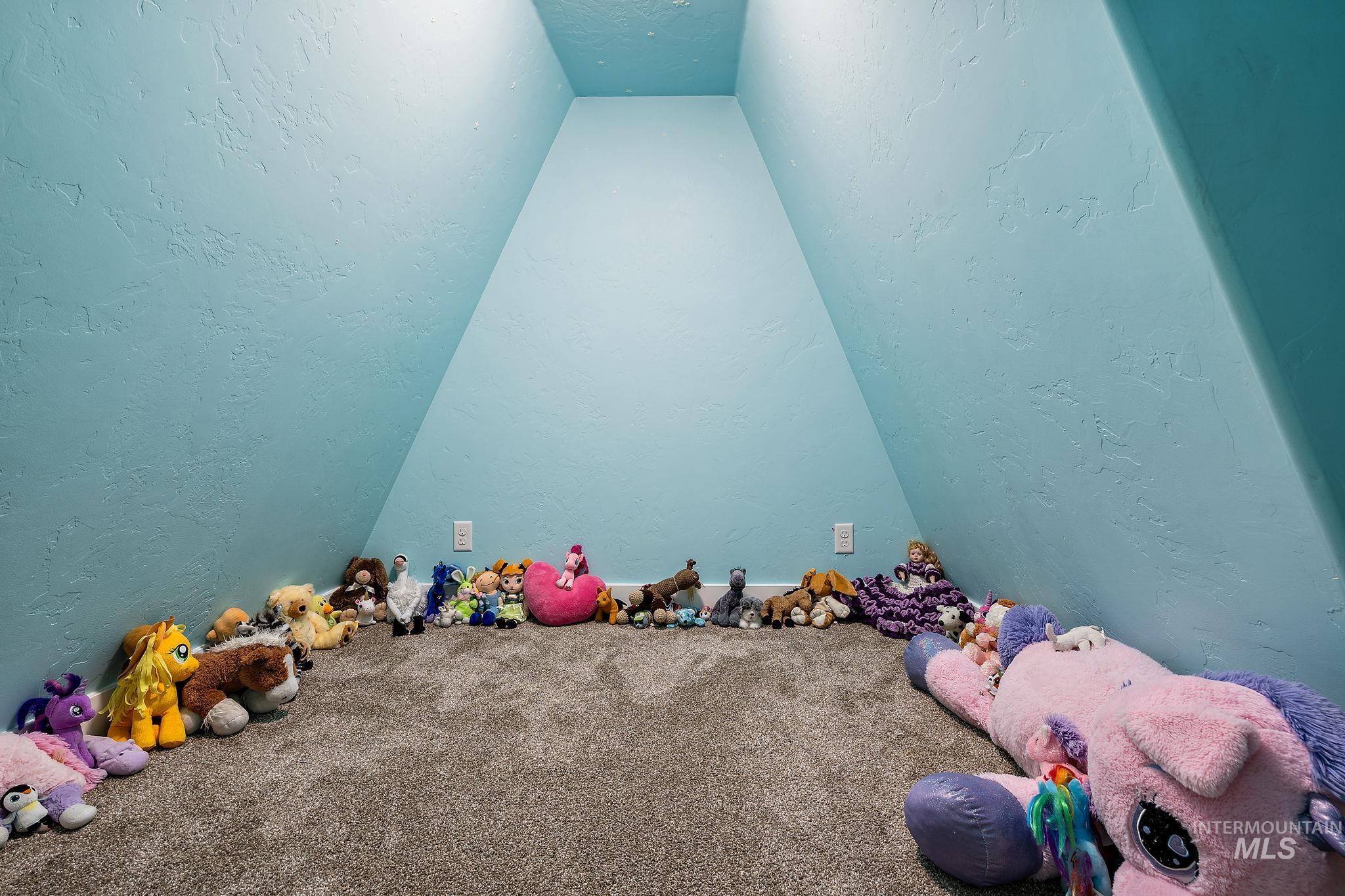 3074 W Newbury Ct. Property Photo 33