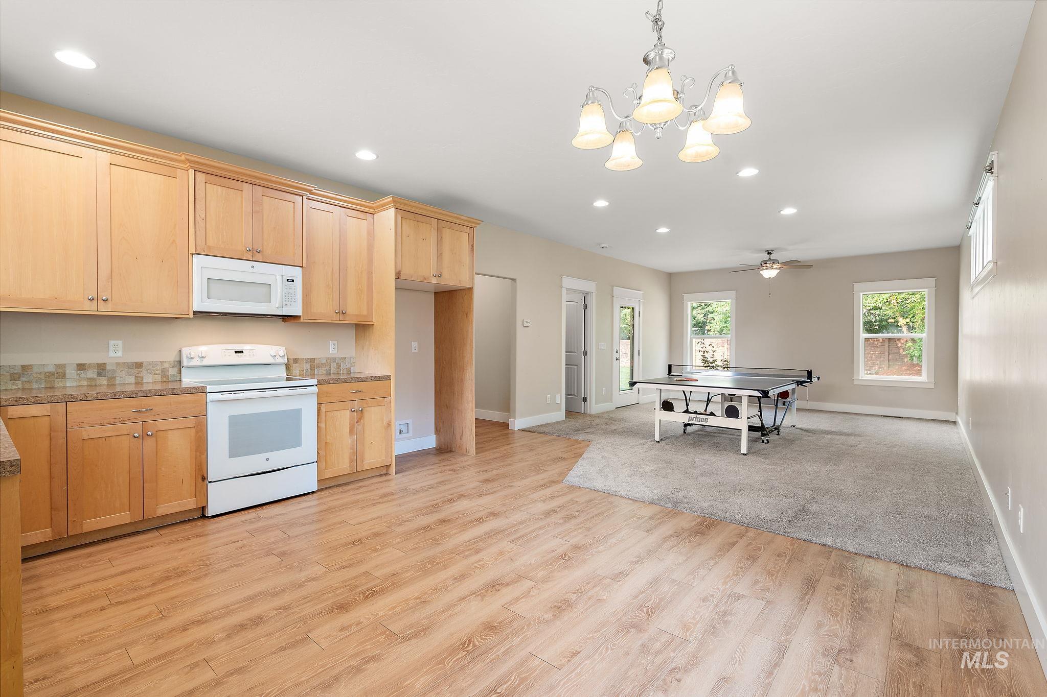 3074 W Newbury Ct. Property Photo 40