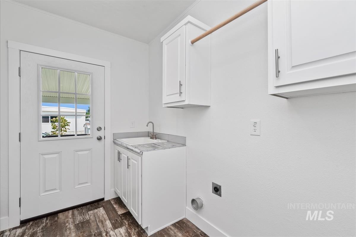 914 N Midland Blvd Property Photo 23