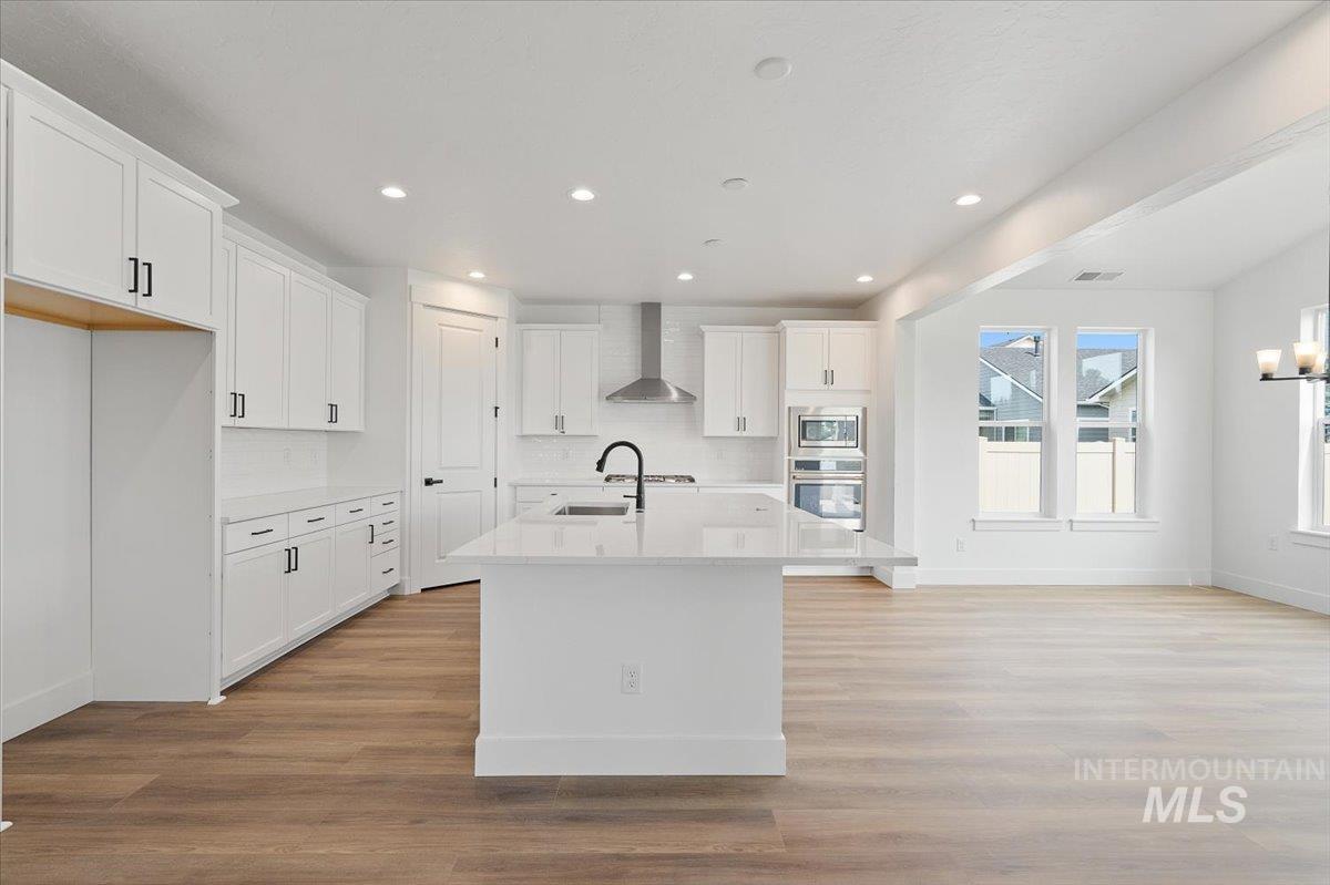 6105 N Torva Ave Property Photo 11