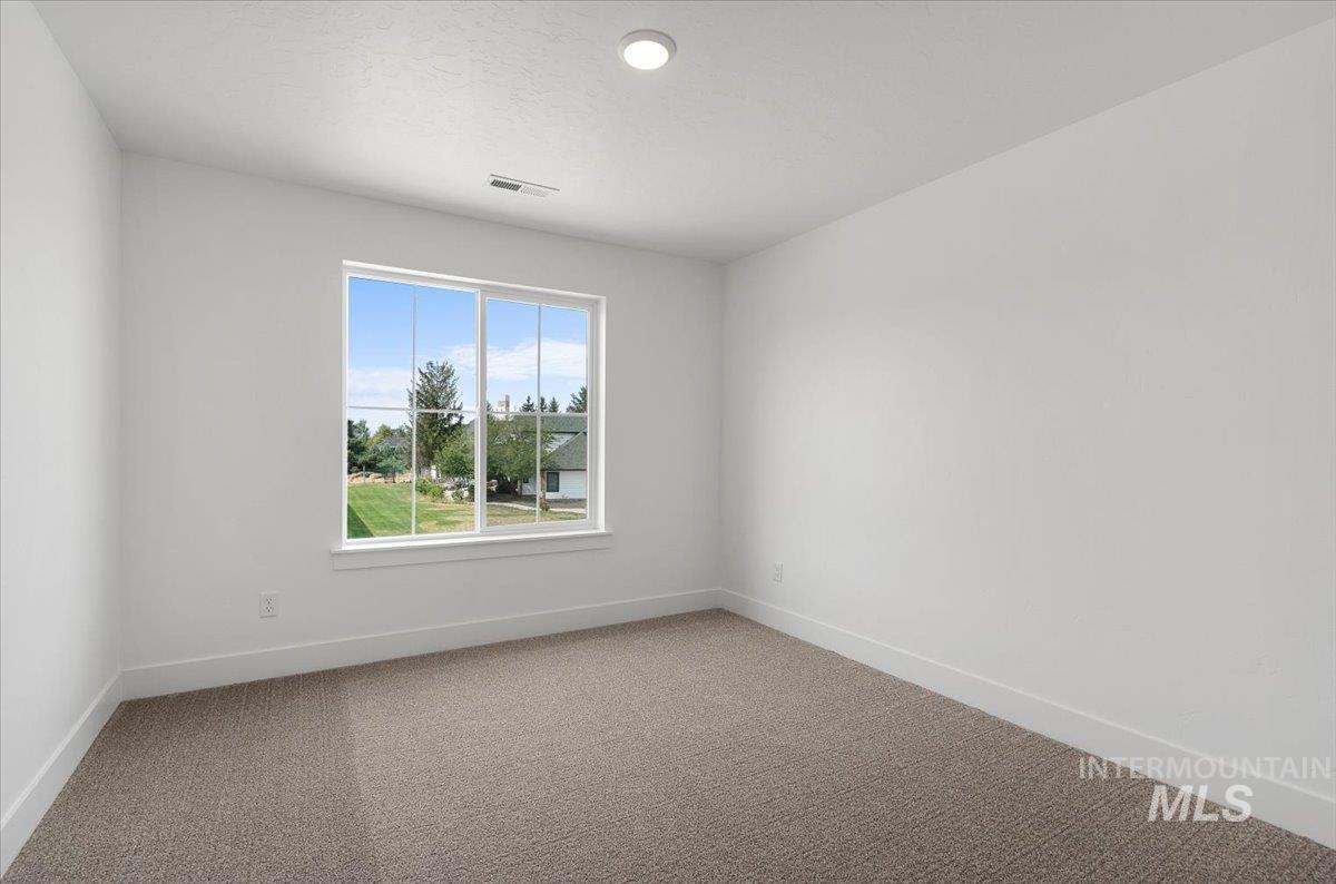 6105 N Torva Ave Property Photo 32