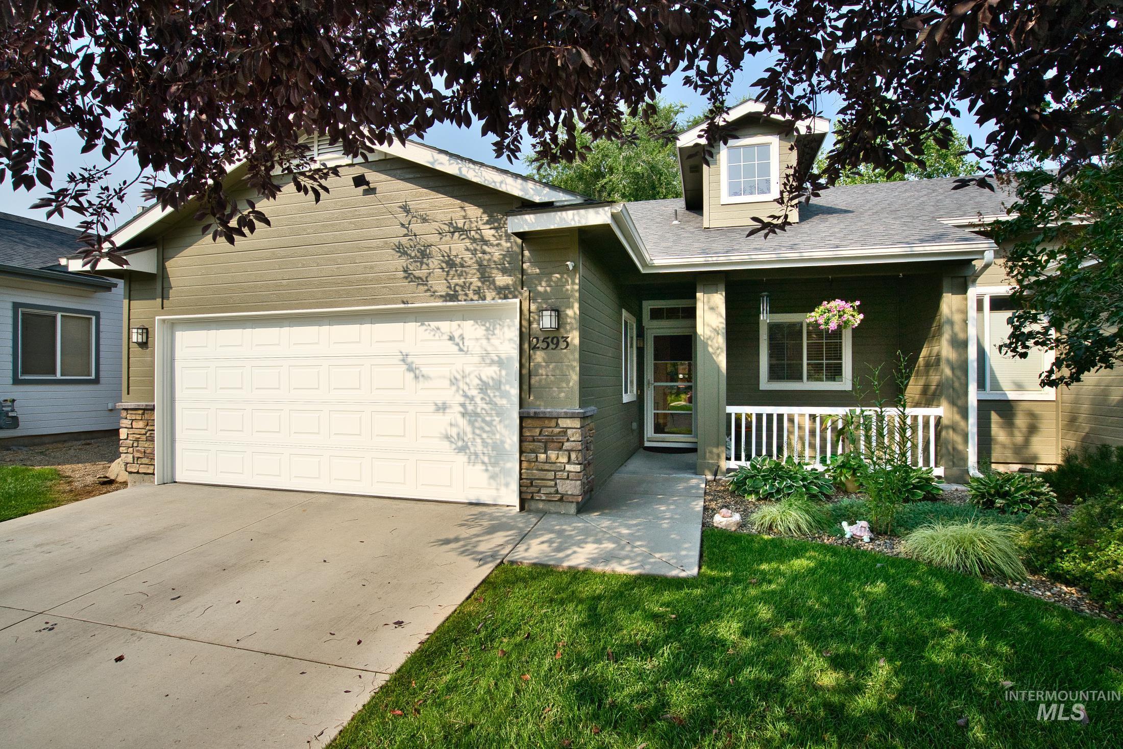 2593 N Tully Cove Place Property Photo 1