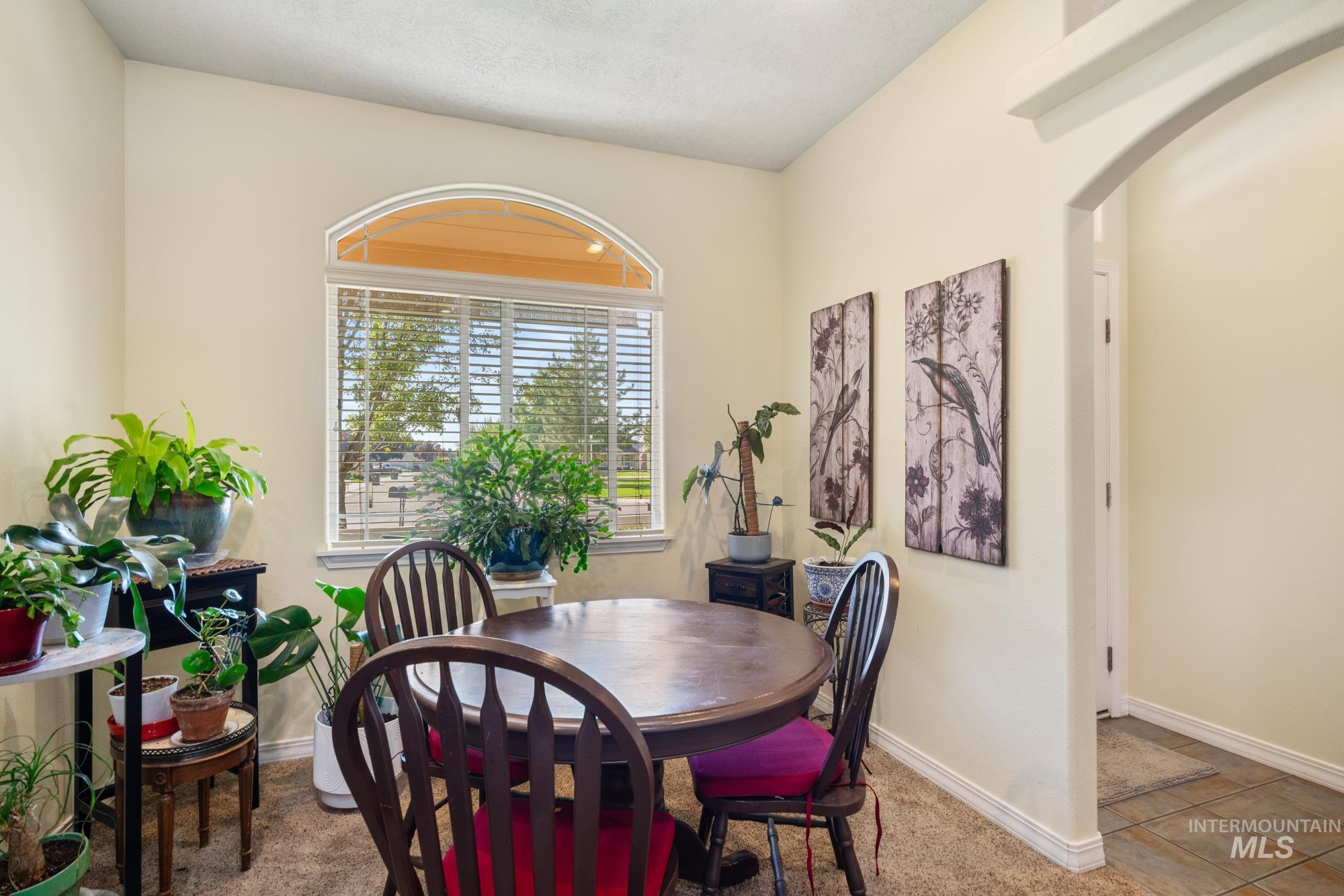 2442 N Blue Springs Ave Property Photo 12