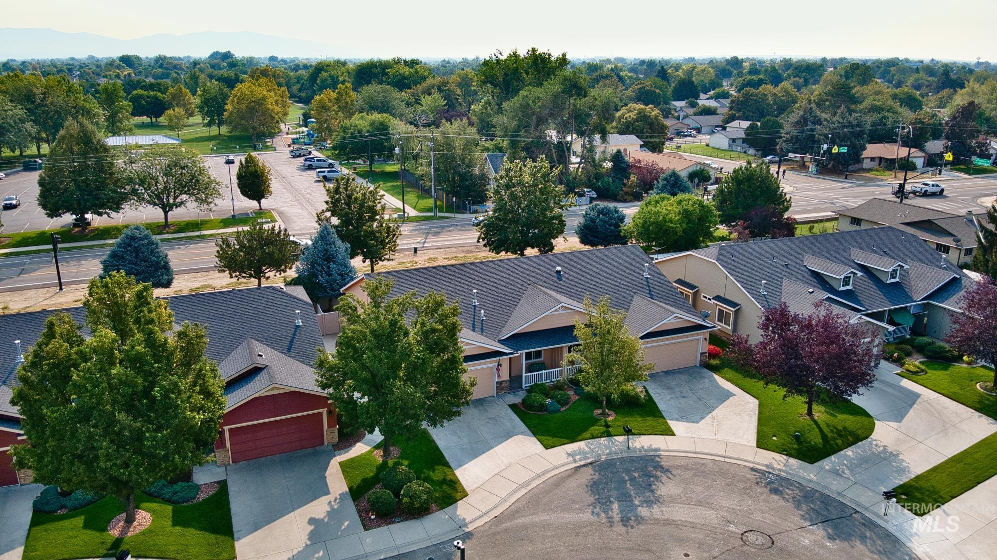 2442 N Blue Springs Ave Property Photo 21