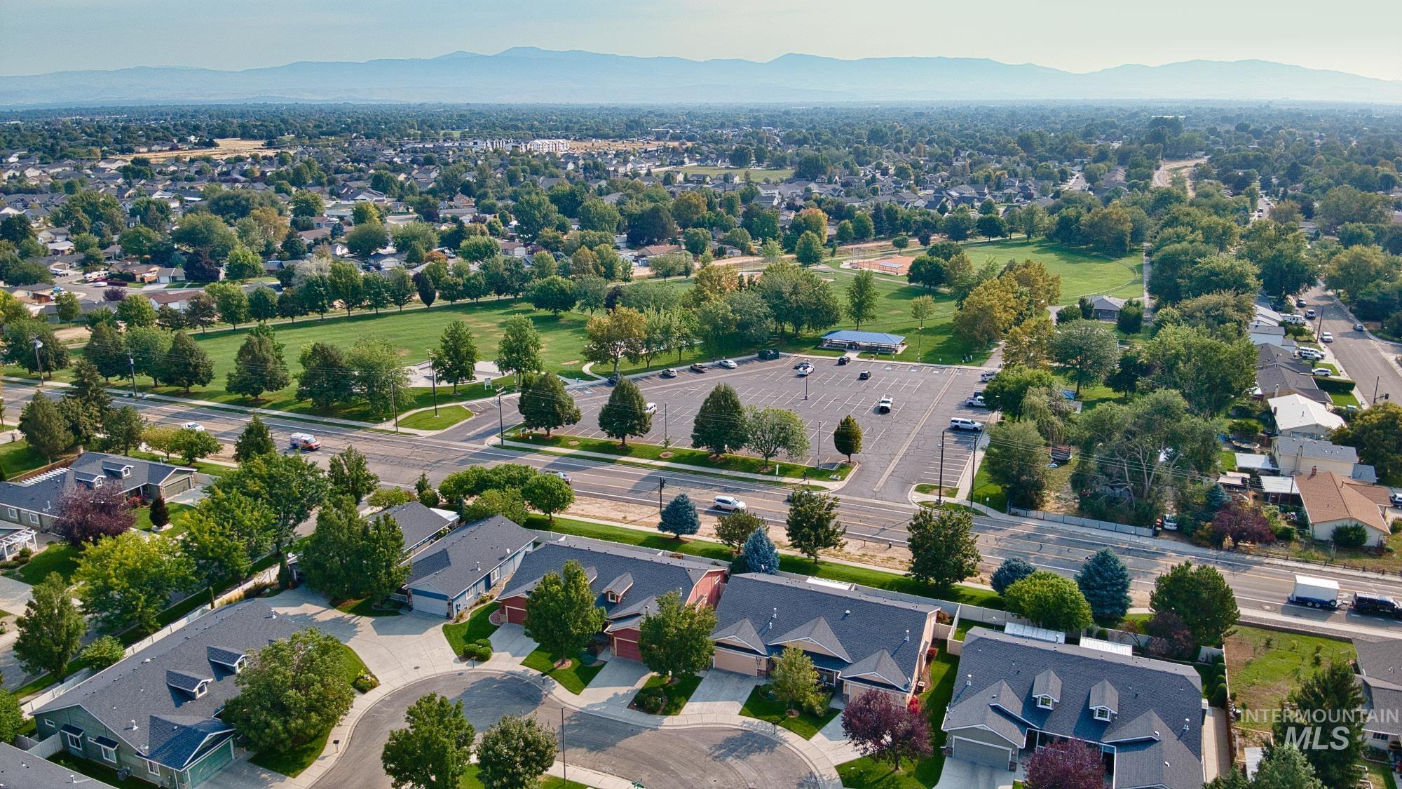 2442 N Blue Springs Ave Property Photo 26