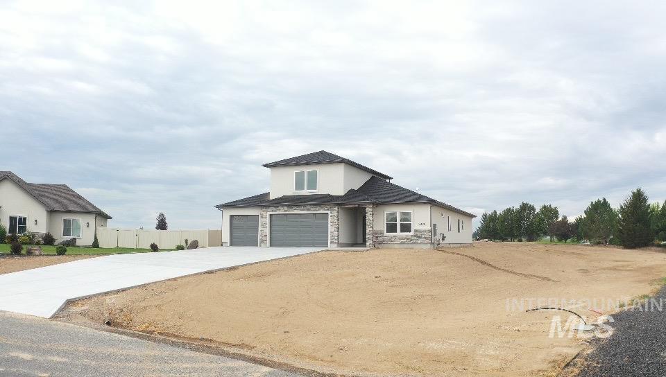 3828 E Susan Cir Property Photo 1