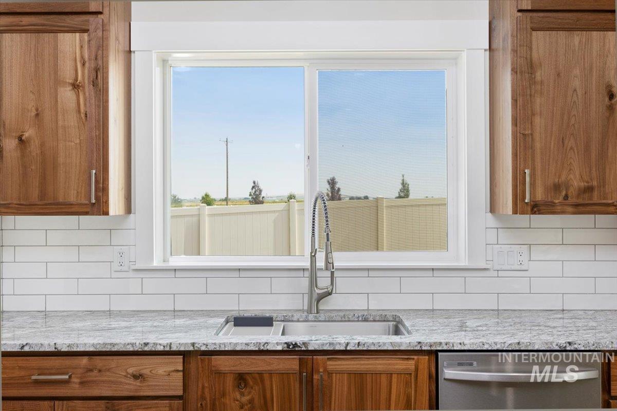 3828 E Susan Cir Property Photo 15