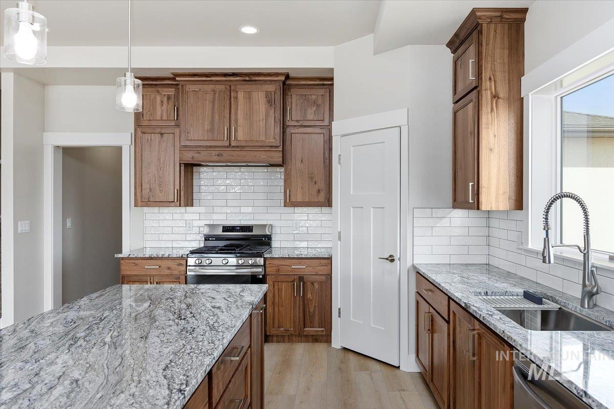 3828 E Susan Cir Property Photo 16