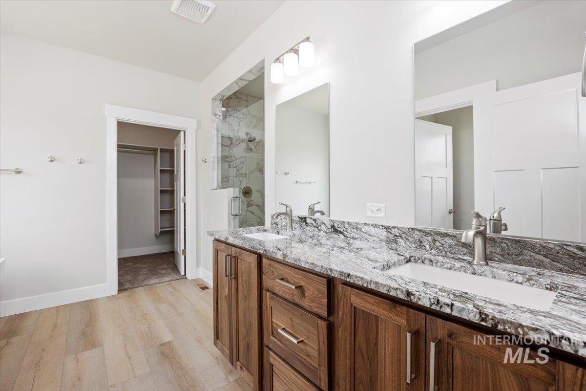 3828 E Susan Cir Property Photo 23