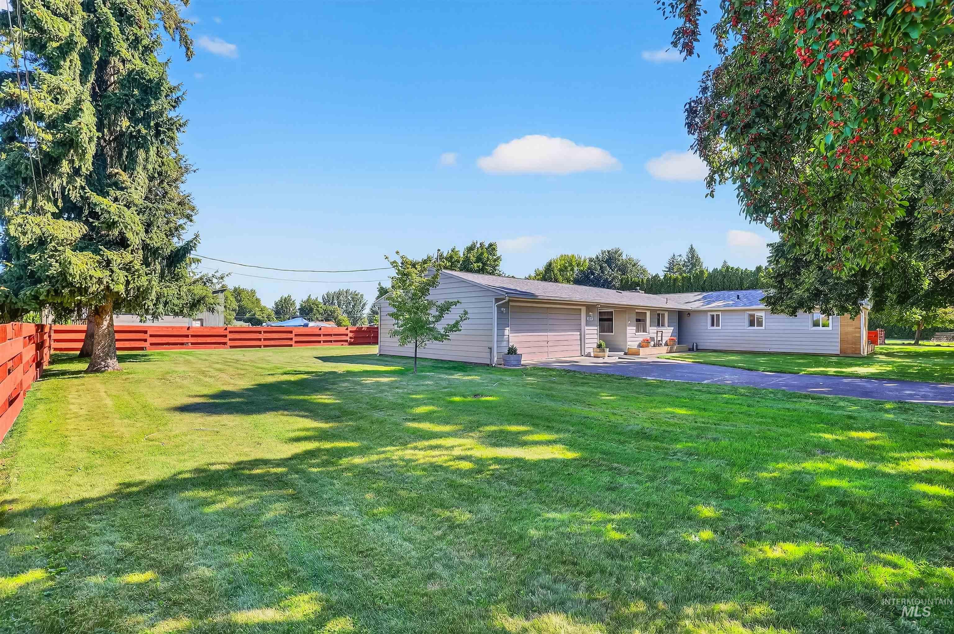 1217 Birch Ave Property Photo 3