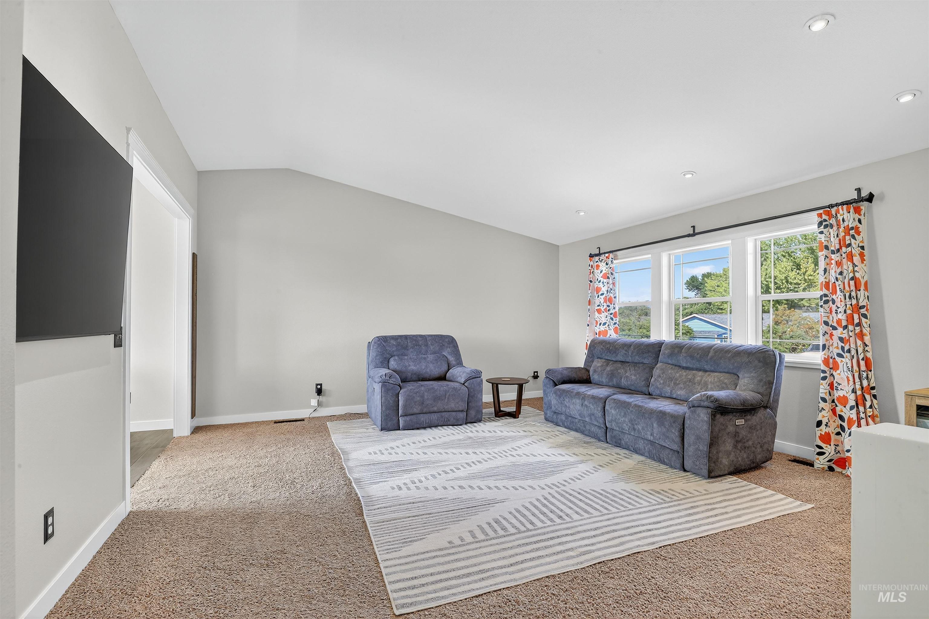 1810 Birch Drive Property Photo 12