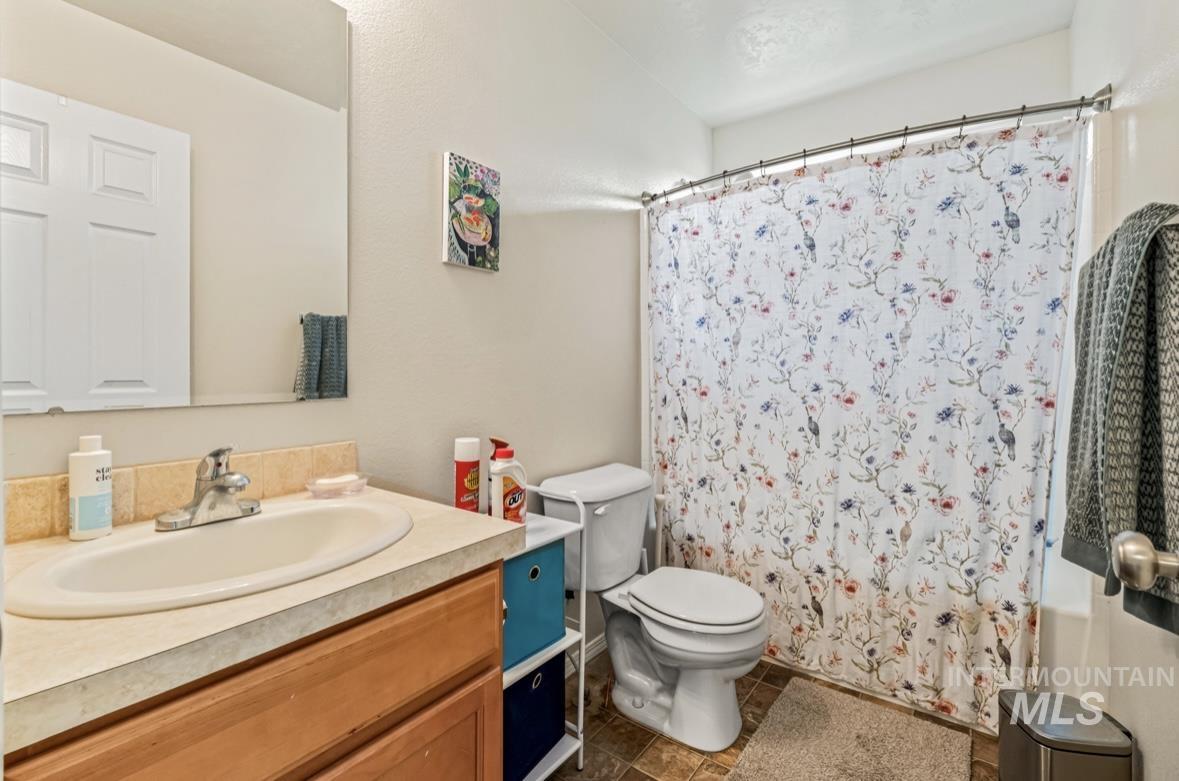 11898 Altamont Property Photo 8