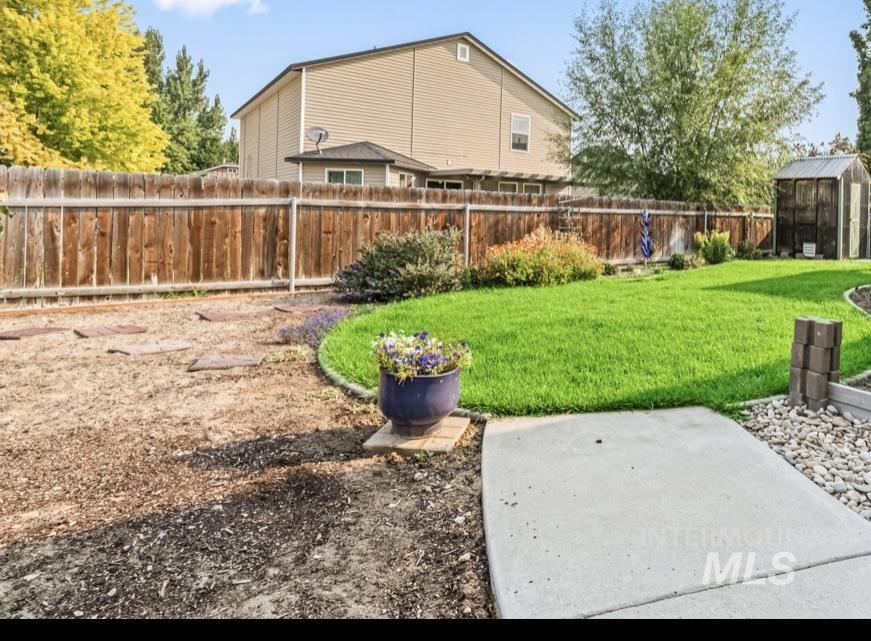 11898 Altamont Property Photo 13