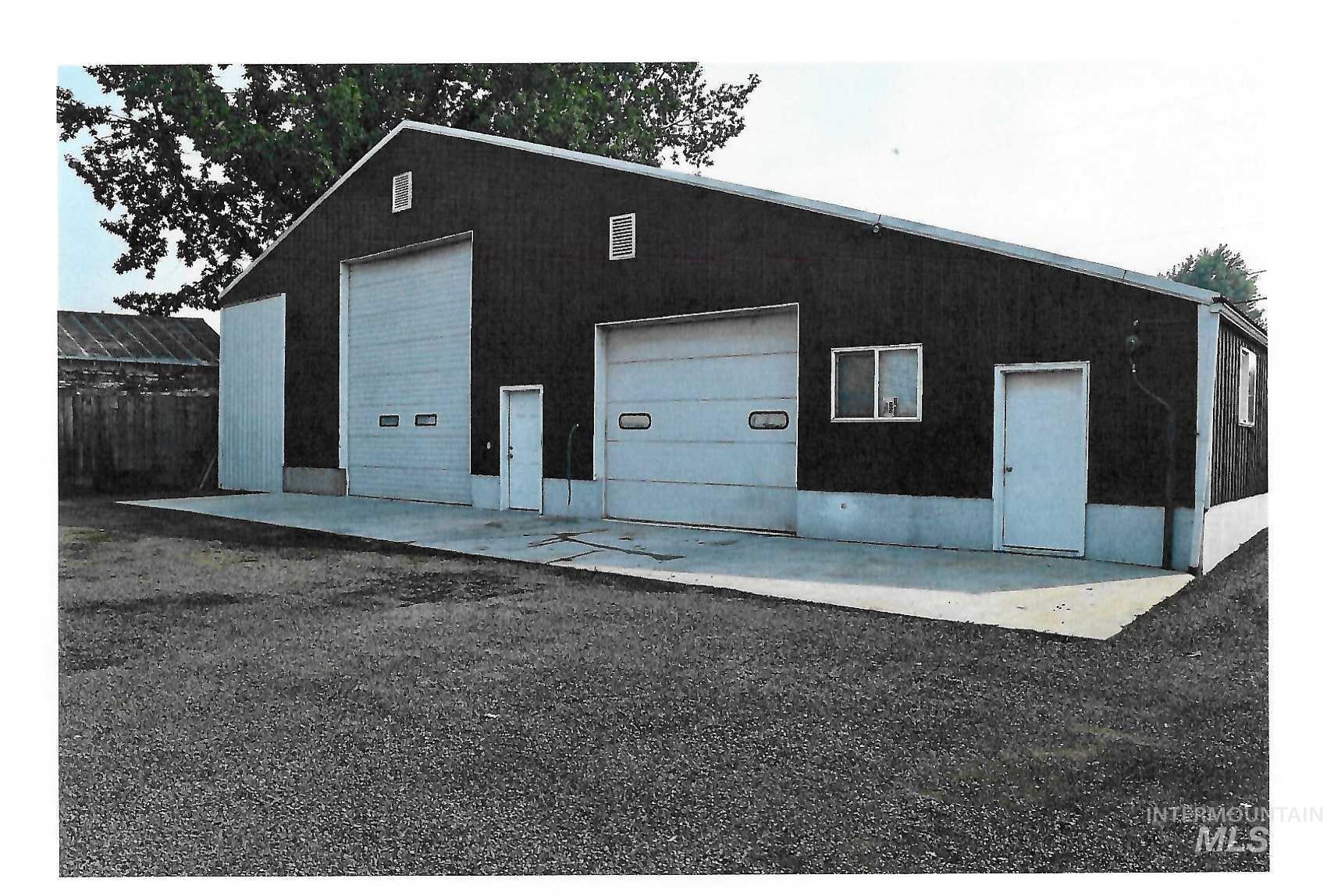 815 Cunningham Street Property Photo 2