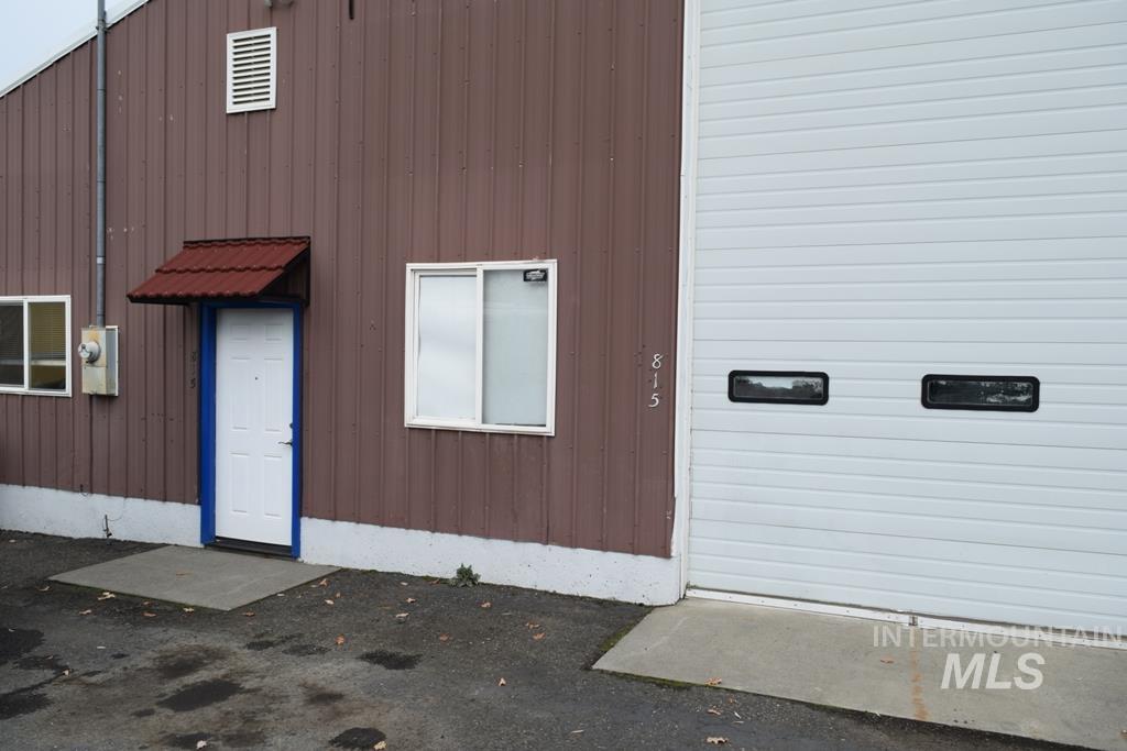 815 Cunningham Street Property Photo 38