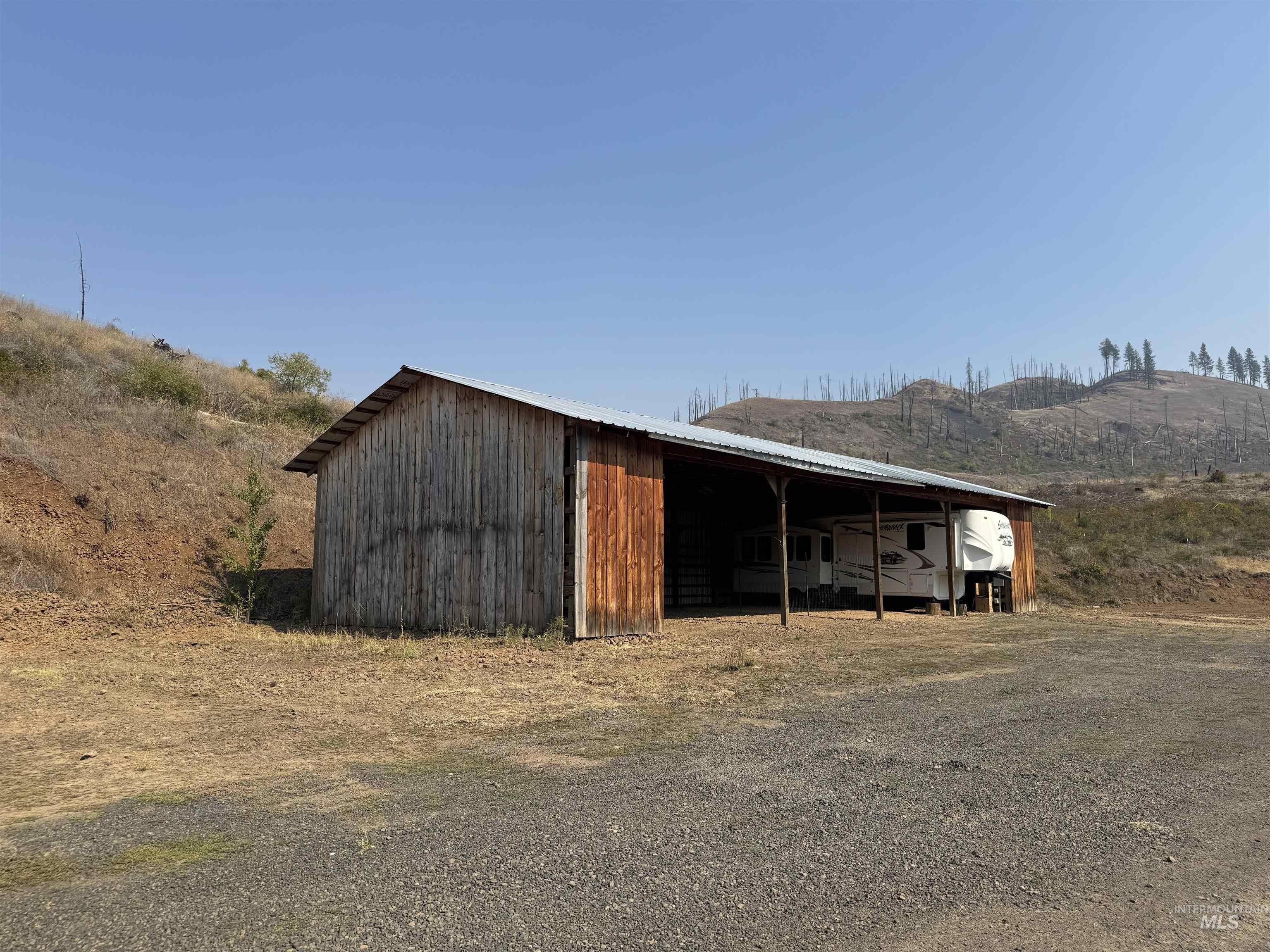 129 Meadow Lane Property Photo 4