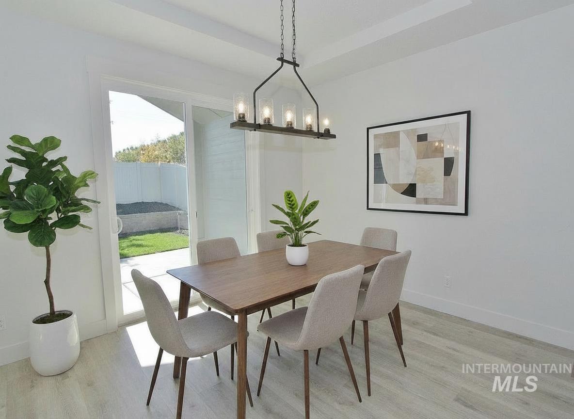 1437 E Andes Dr Property Photo 13