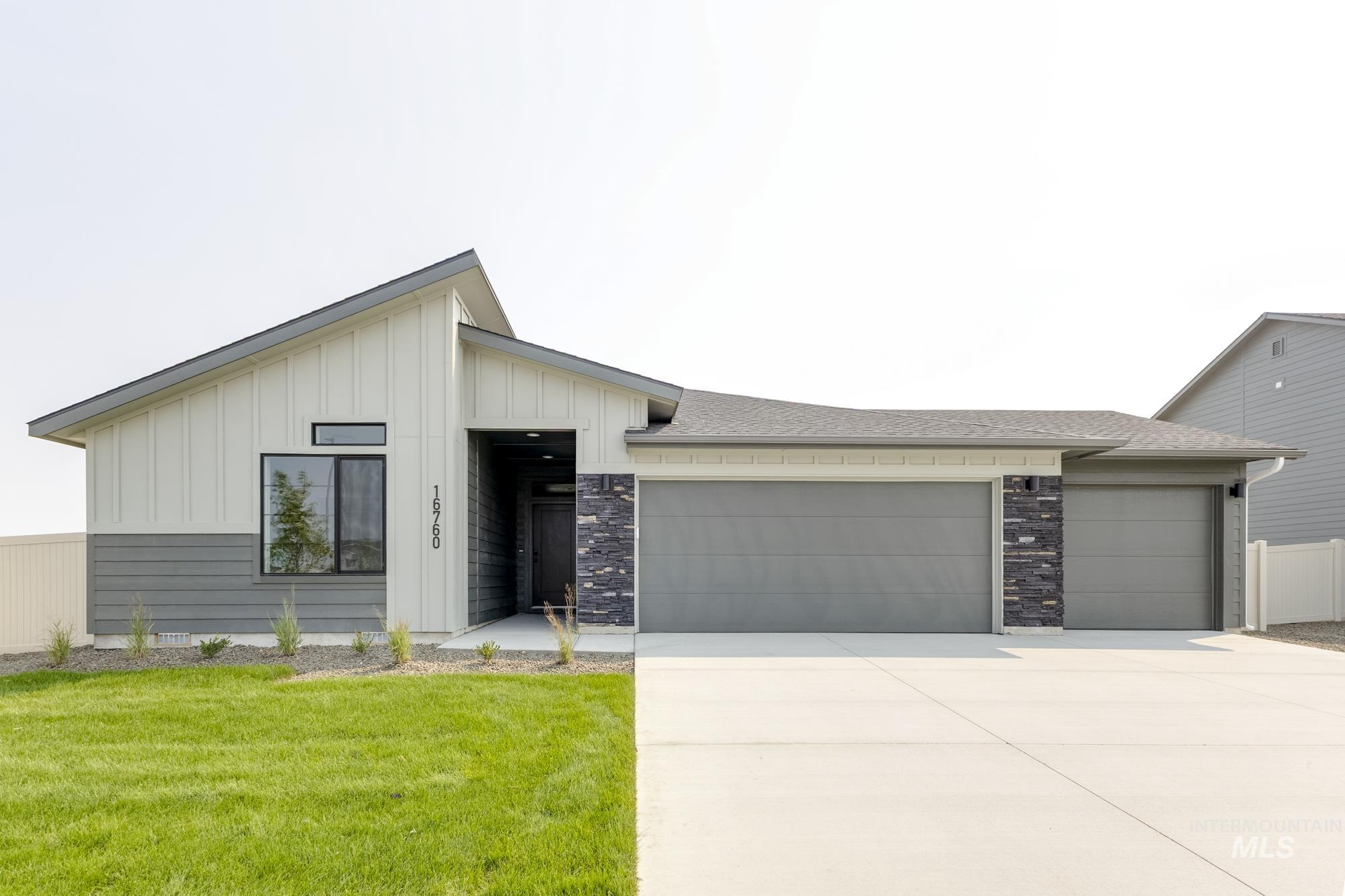 16760 Sentinel Ave Property Photo 1