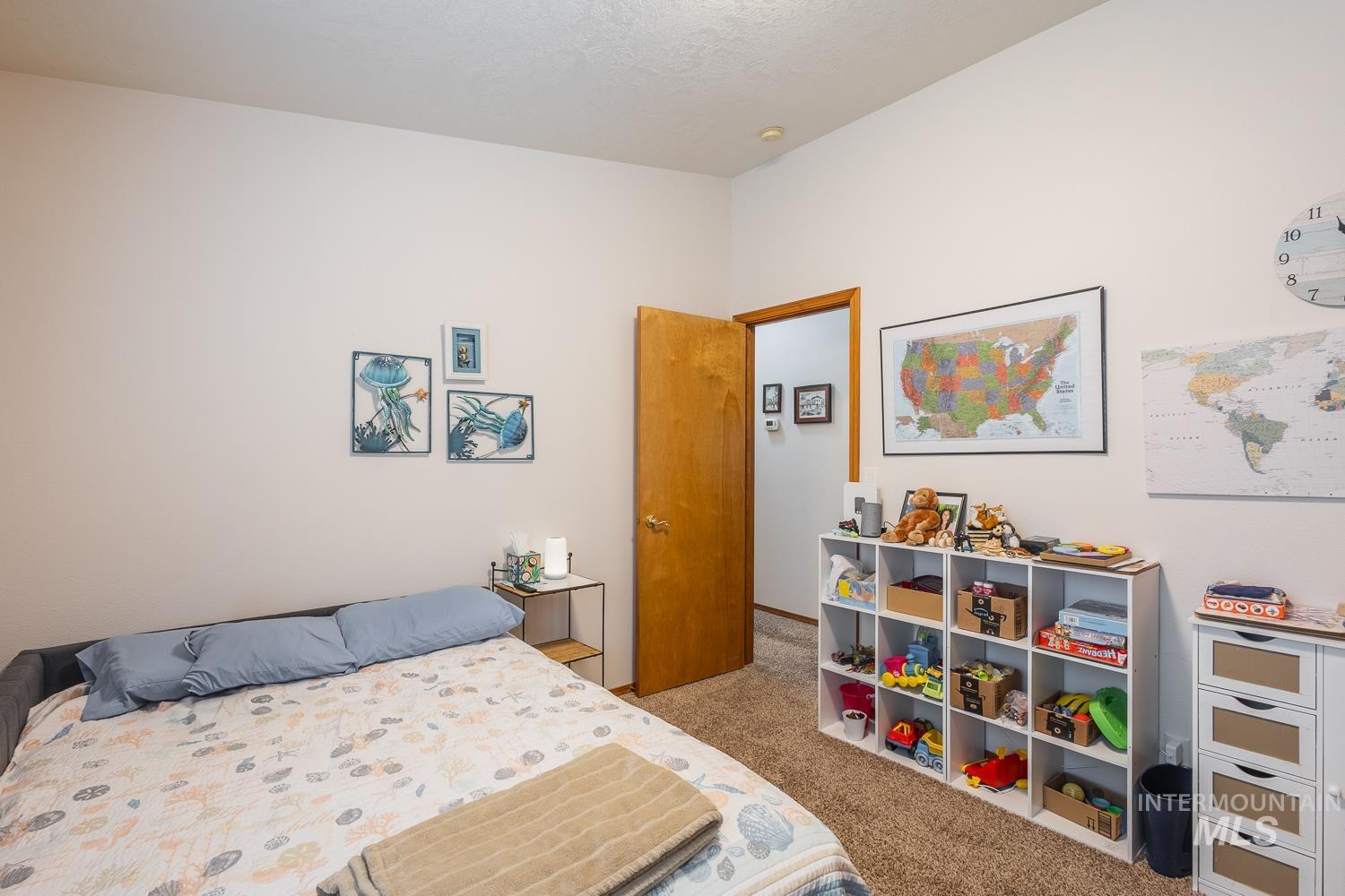 5418 N Willowcrest Pl. Property Photo 9