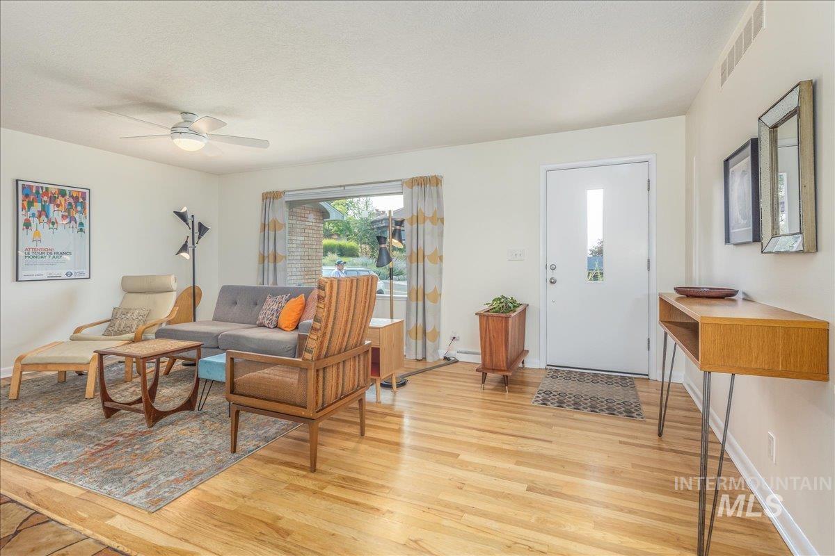 92 W Horizon Dr Property Photo 5