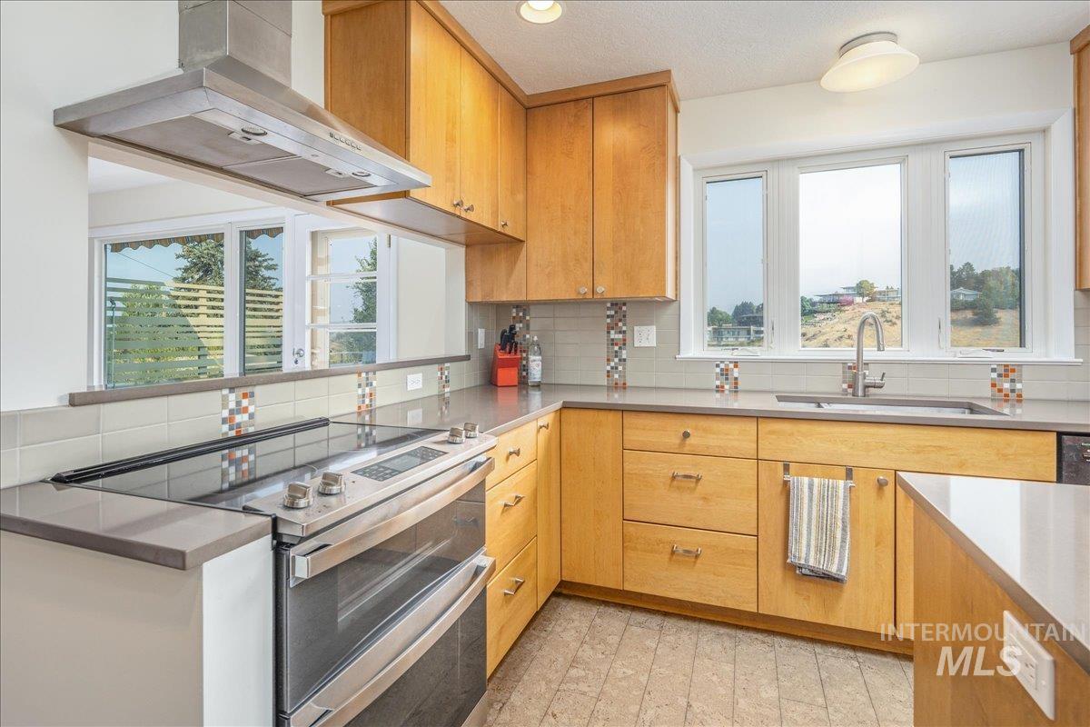 92 W Horizon Dr Property Photo 11