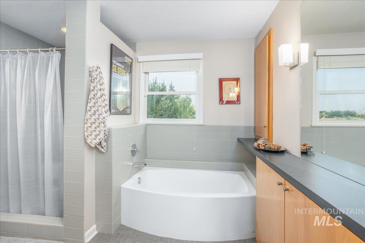 92 W Horizon Dr Property Photo 16