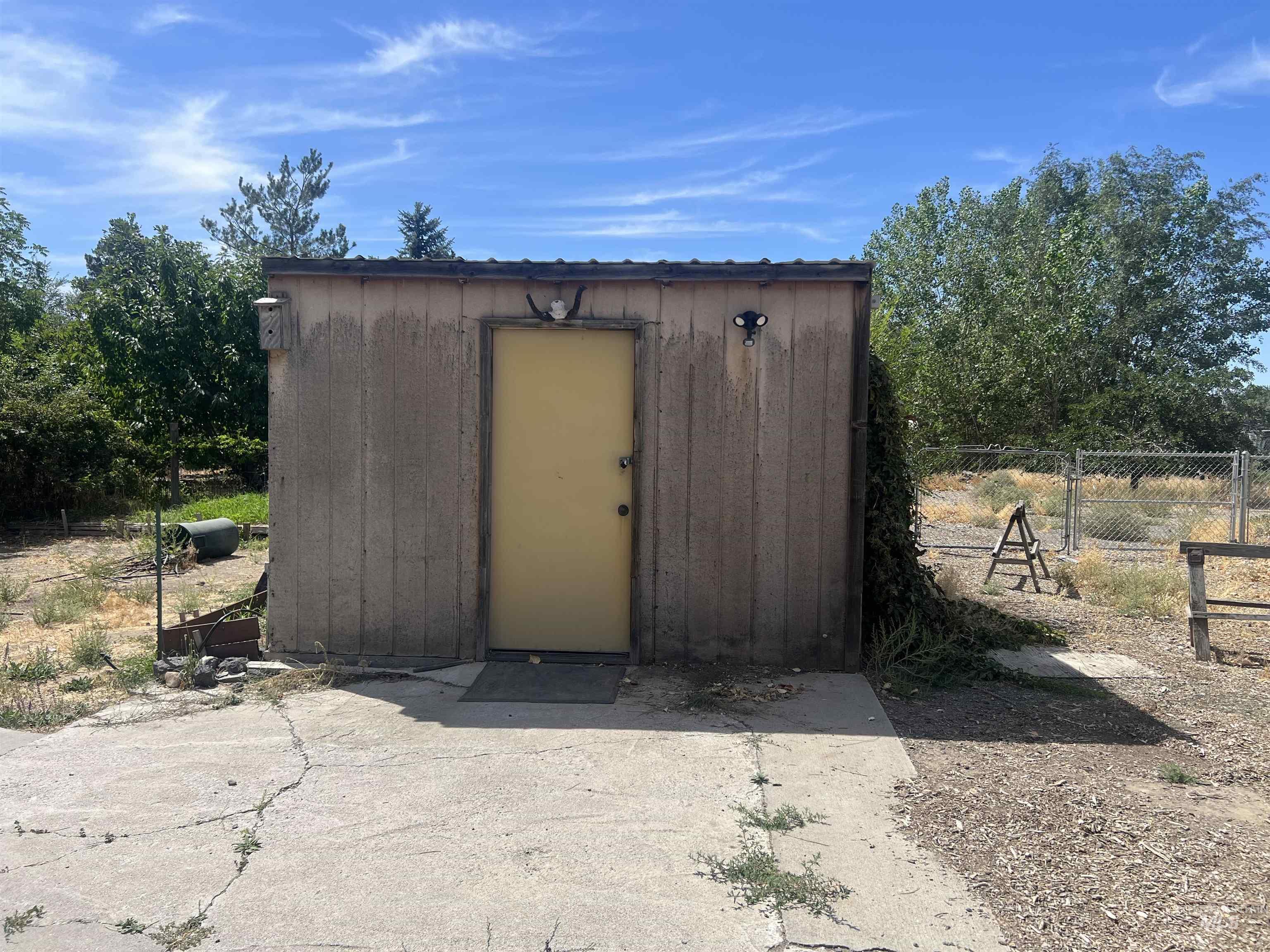 919 & 921 S. Fir Property Photo 26
