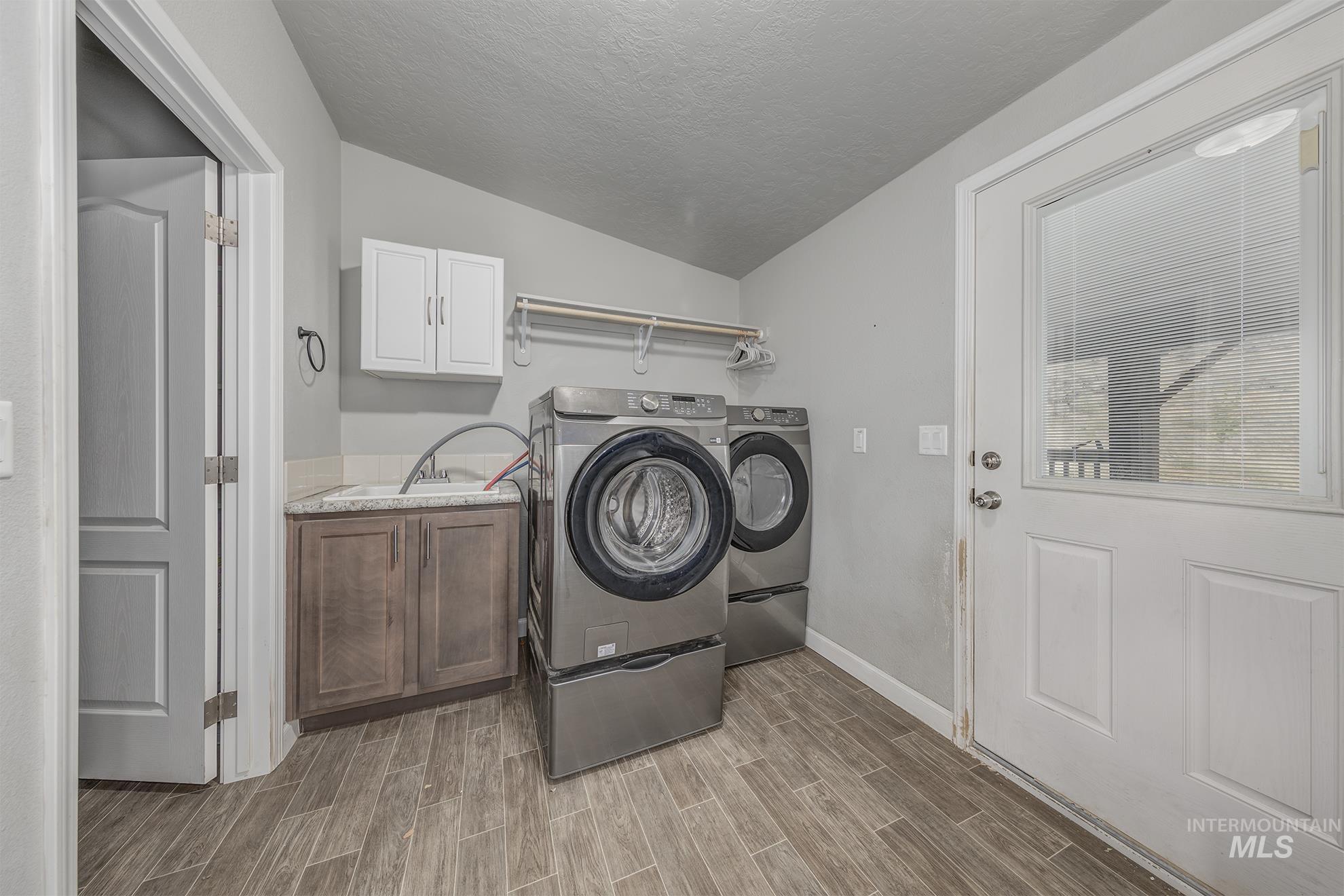 1587 Gentry Ln Property Photo 14