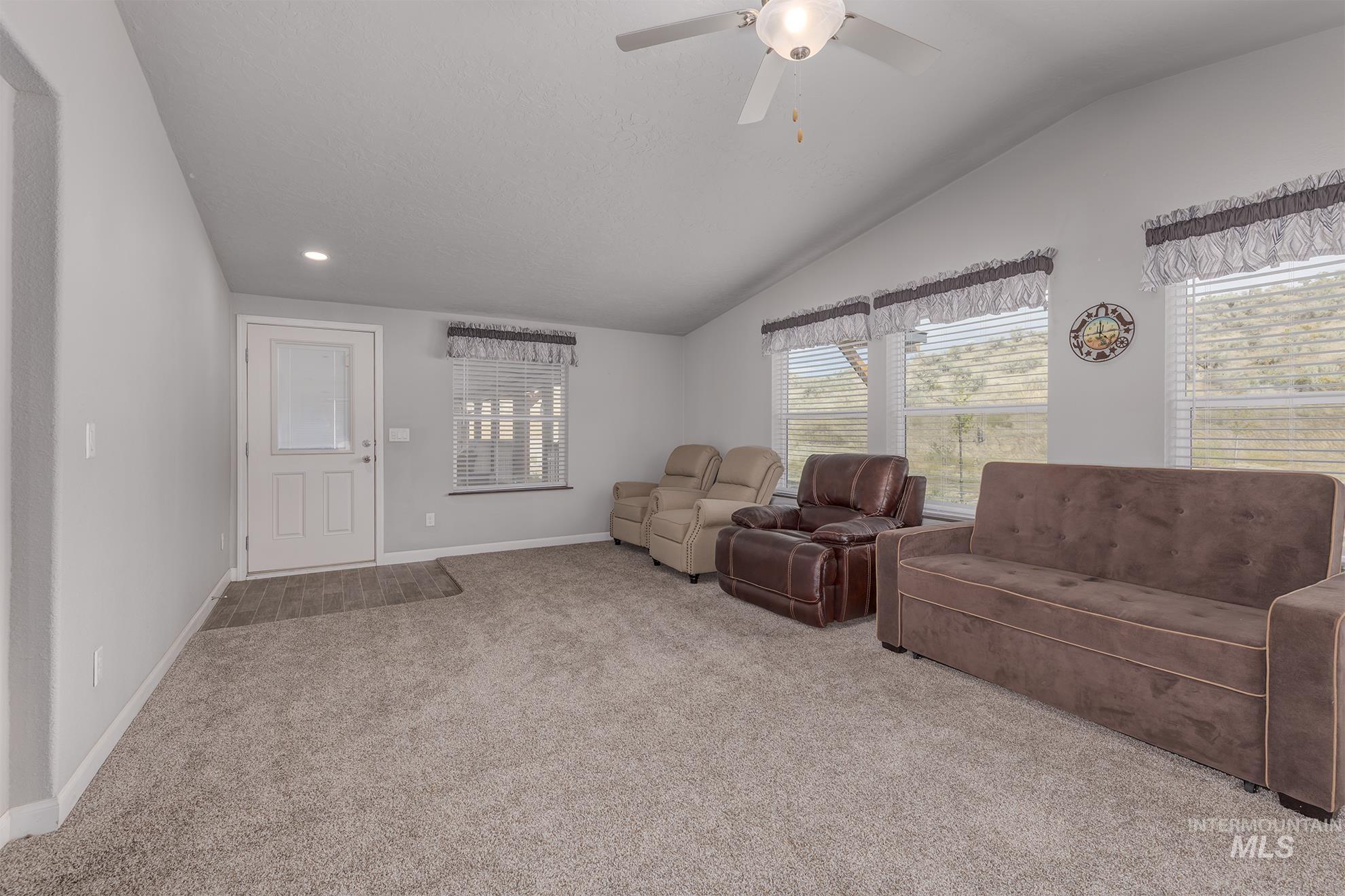 1587 Gentry Ln Property Photo 19