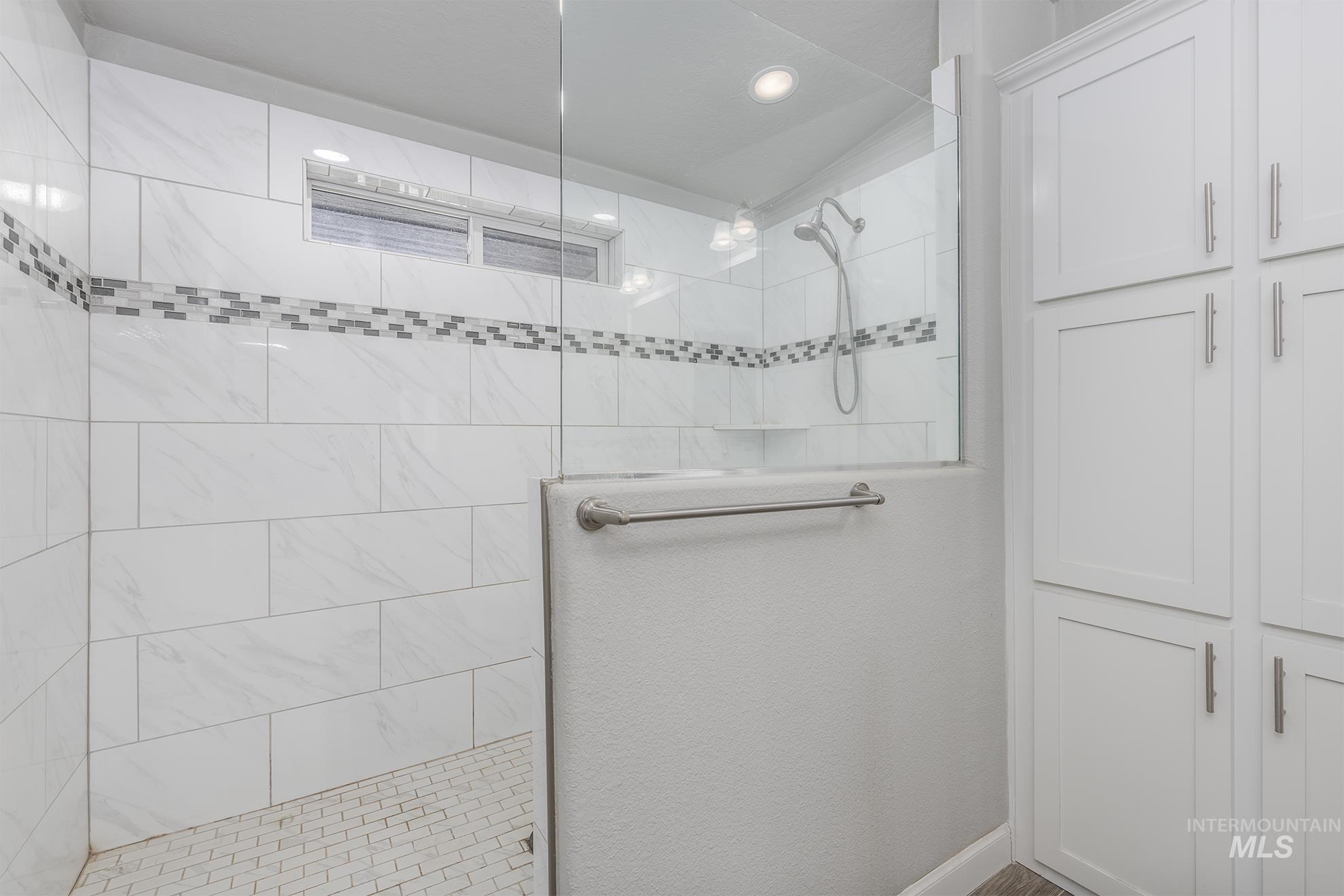 1587 Gentry Ln Property Photo 30
