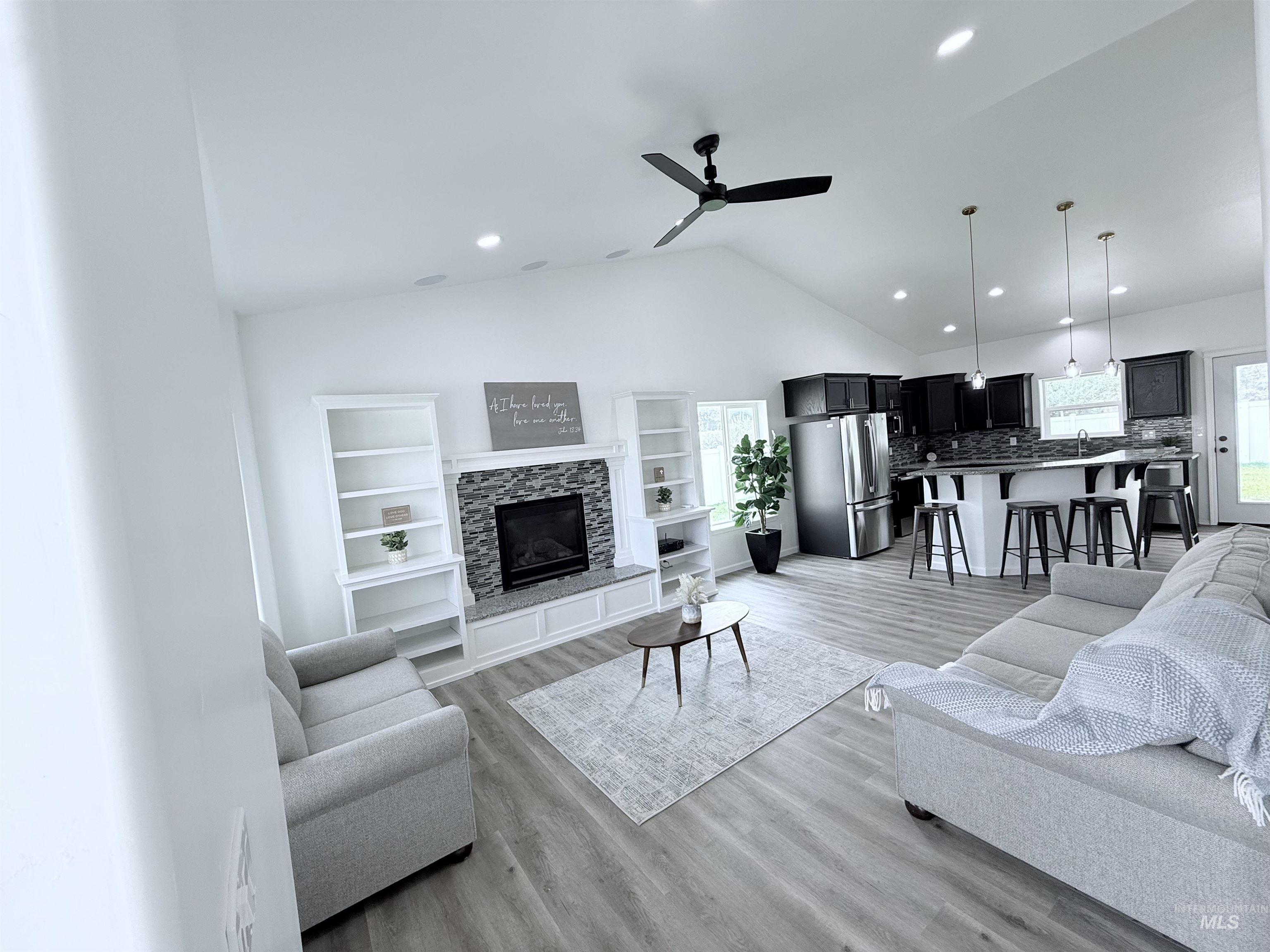 1021 12th Street Property Photo 3