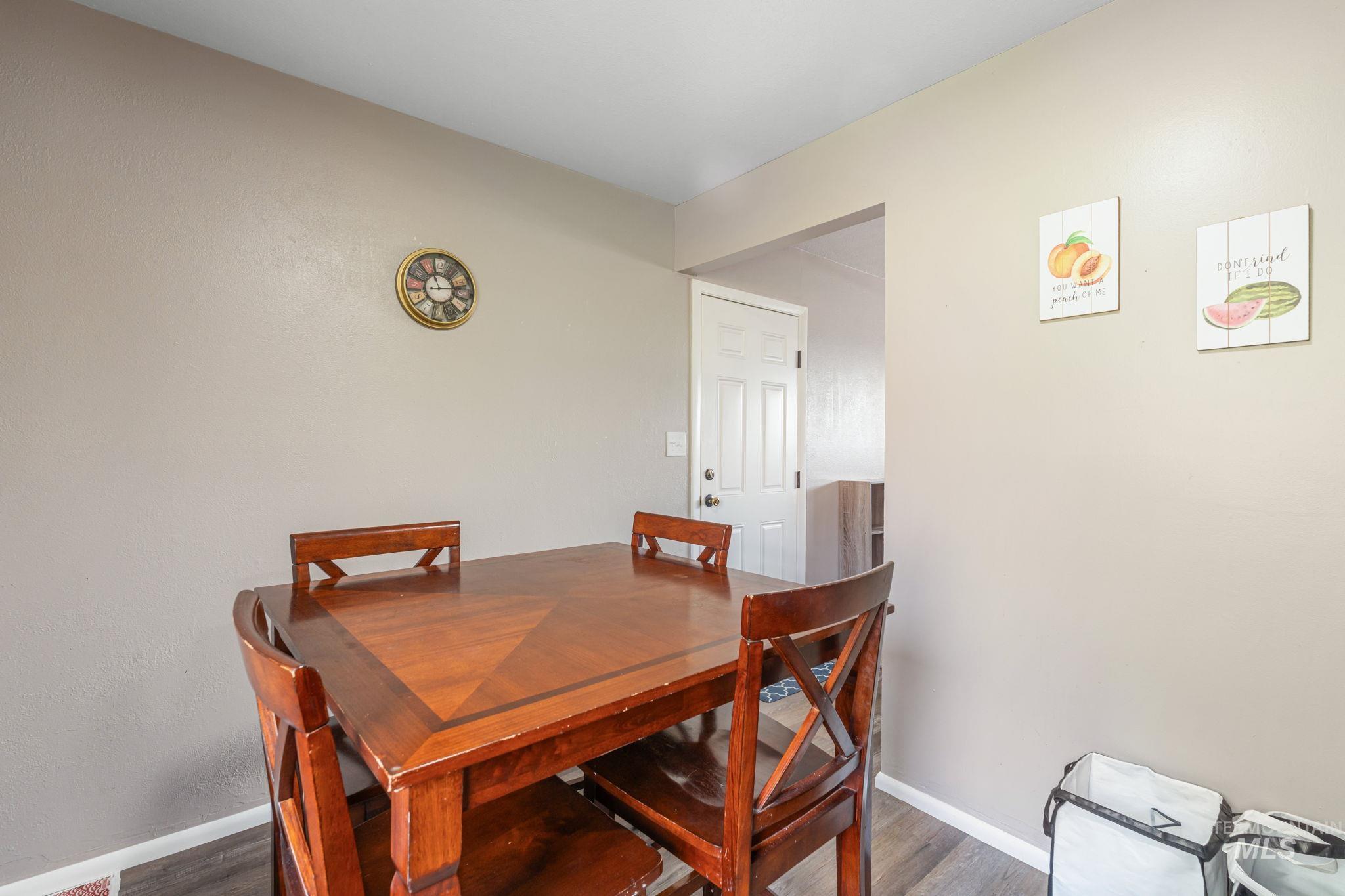 816 Park Lane Property Photo 14